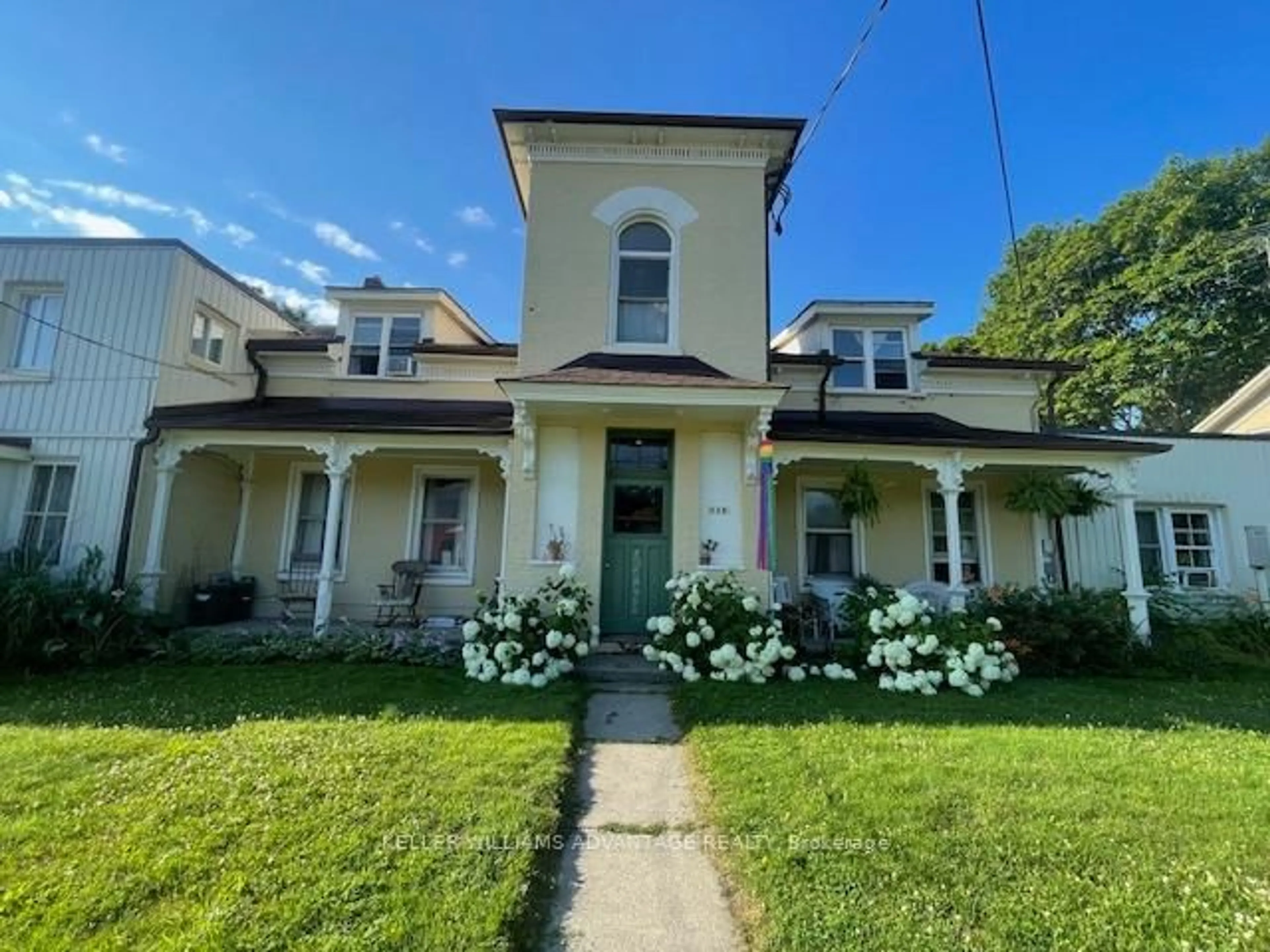 A pic from outside/outdoor area/front of a property/back of a property/a pic from drone, street for 223 Walton St, Port Hope Ontario L1A 1P1