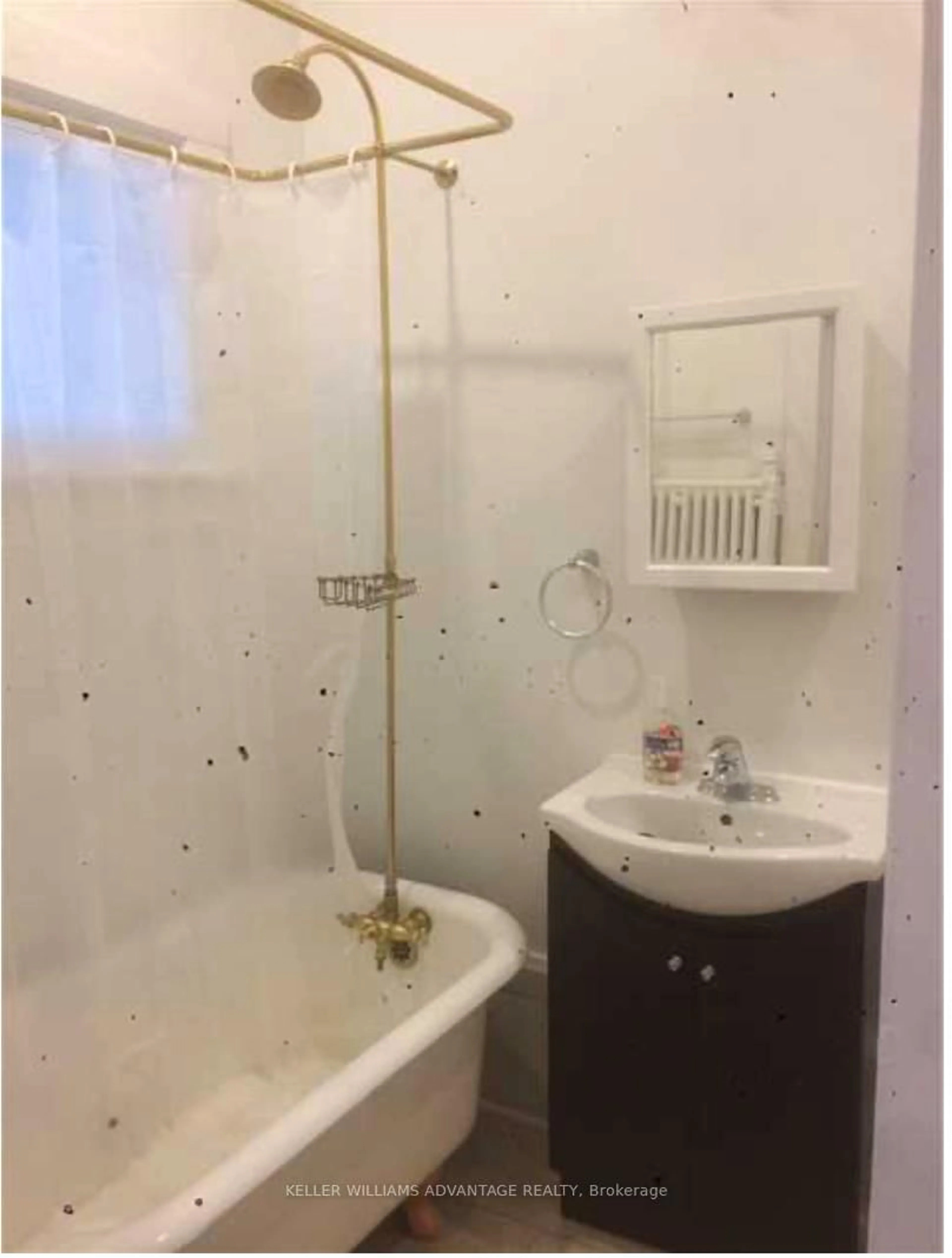 Standard bathroom, unknown for 223 Walton St, Port Hope Ontario L1A 1P1