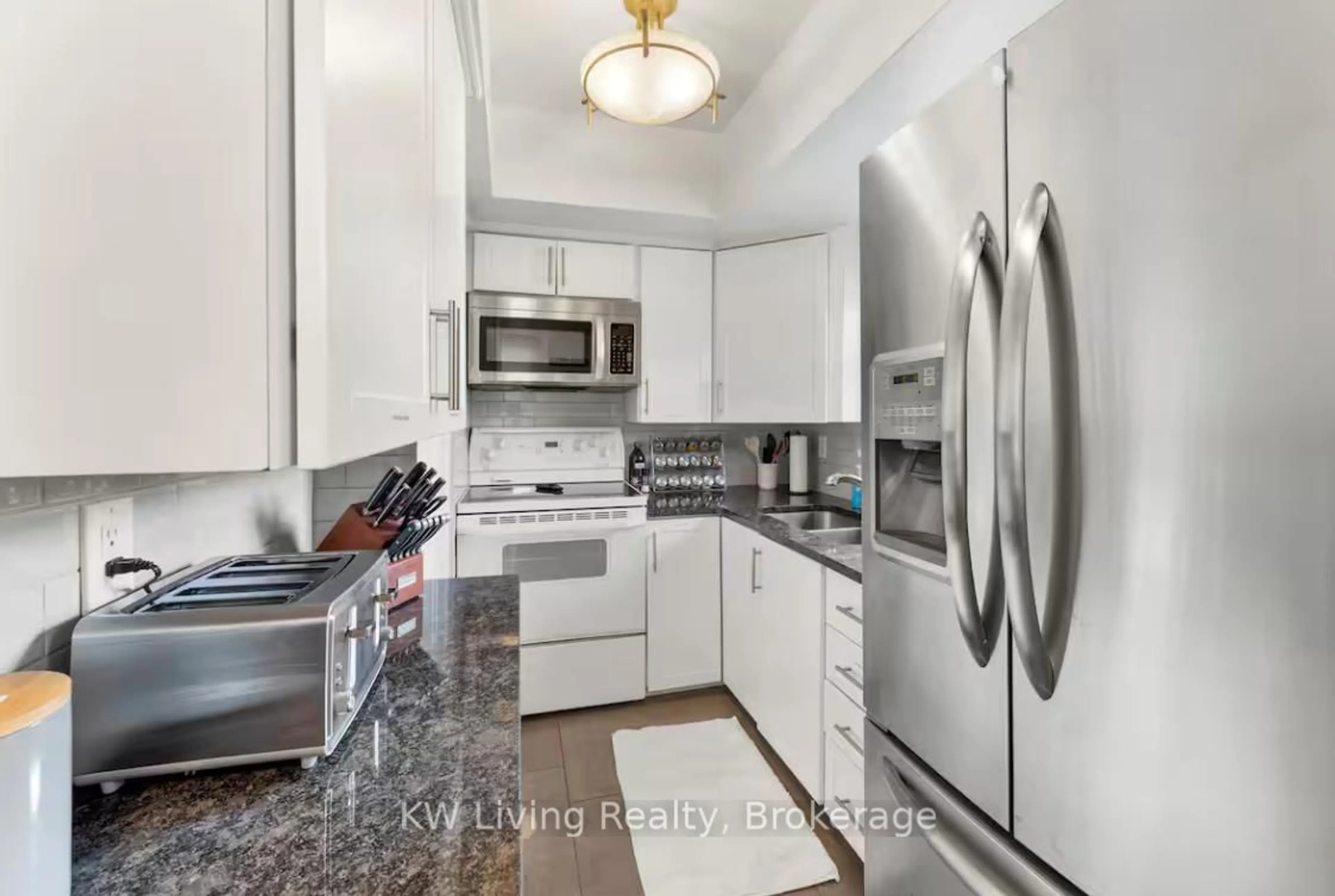 Standard kitchen, unknown for 2573 Chilver Rd, Windsor Ontario N8W 2W1