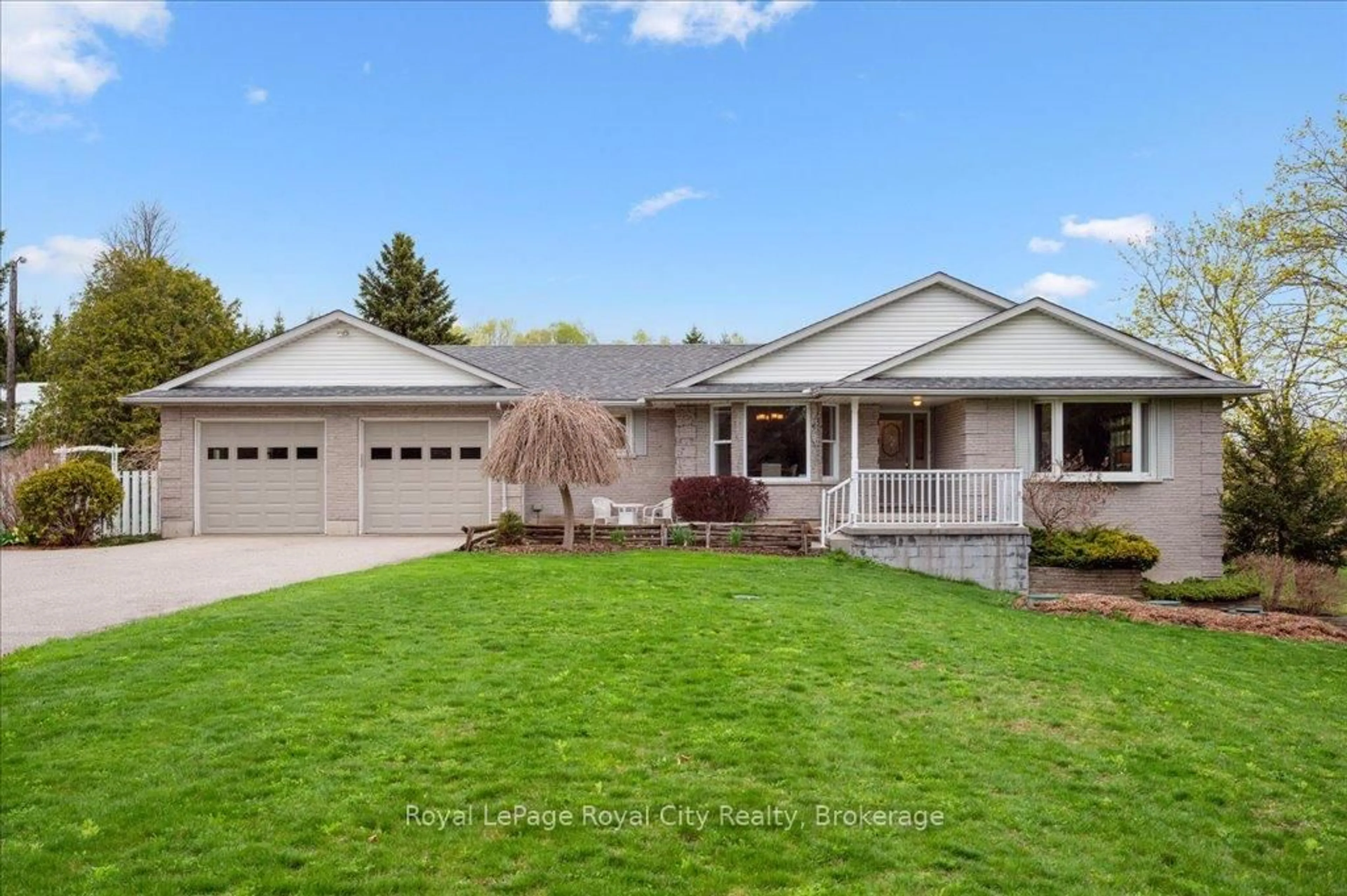 Home with vinyl exterior material, street for 5819 Wellington Rd. 7 N/A, Guelph/Eramosa Ontario N1H 6J2
