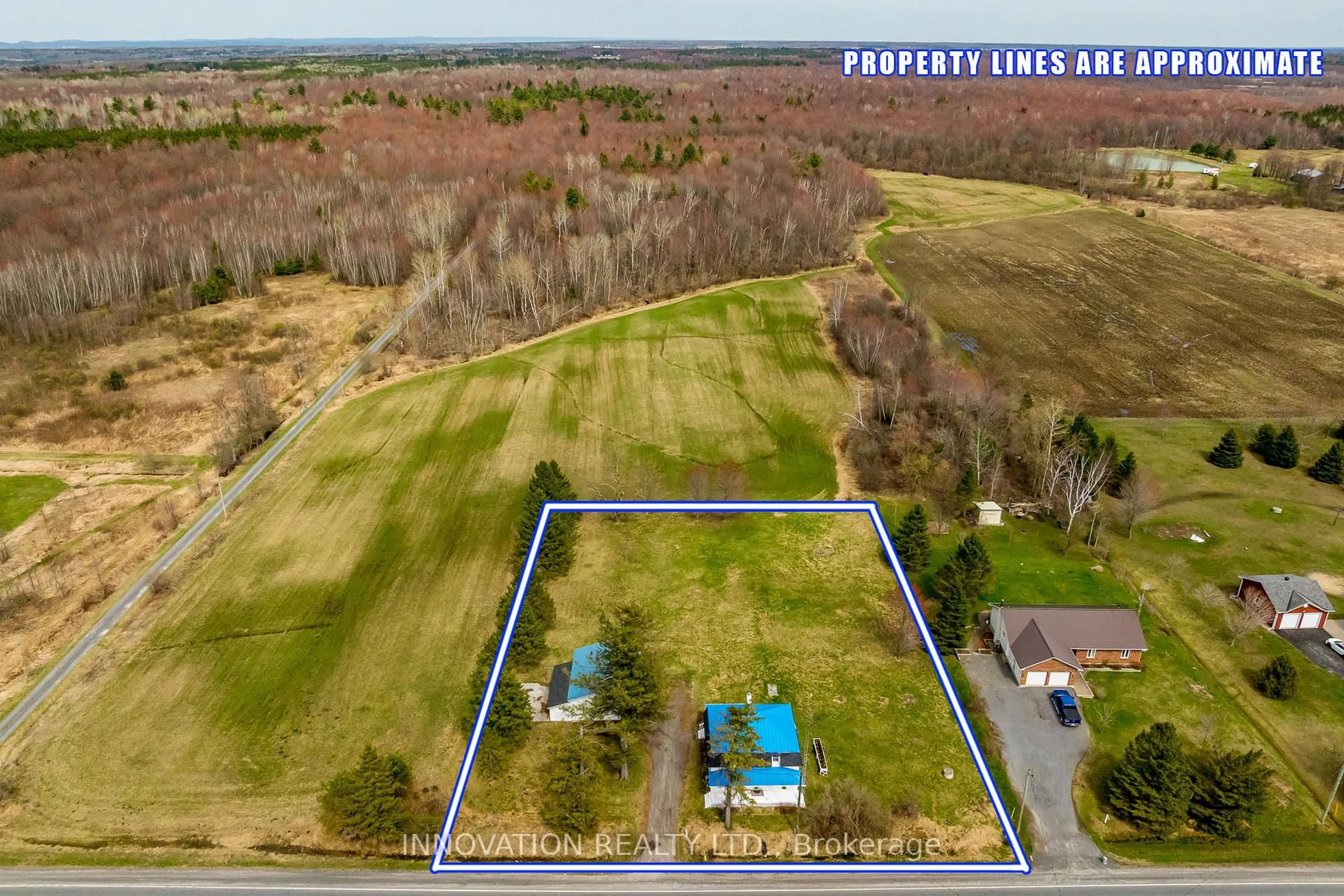 A pic from outside/outdoor area/front of a property/back of a property/a pic from drone, water/lake/river/ocean view for 1833 Joanisse Rd, Clarence-Rockland Ontario K0A 2A0