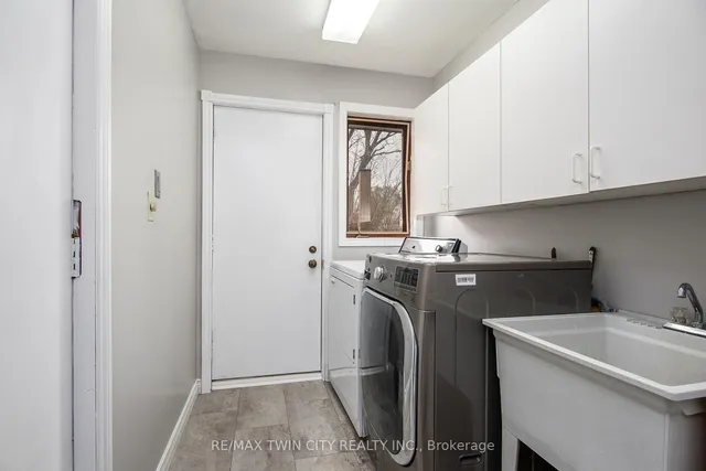 Additional property image - 12 Sunrise Dr