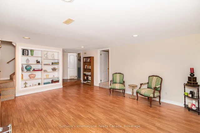 Additional property image - 308 Acadia Dr