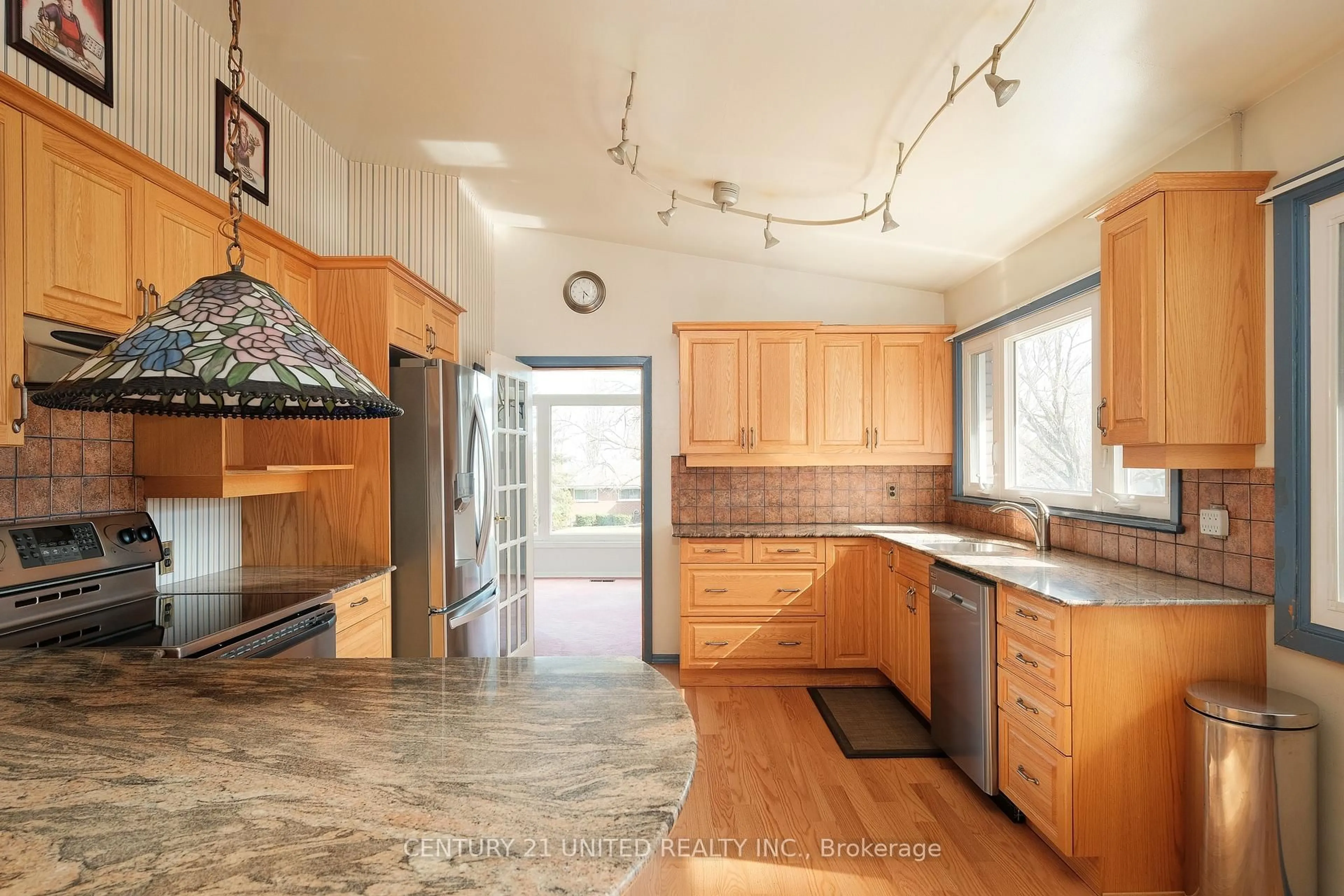 Open concept kitchen, unknown for 1261 Olympus Ave, Peterborough North Ontario K9H 6V9