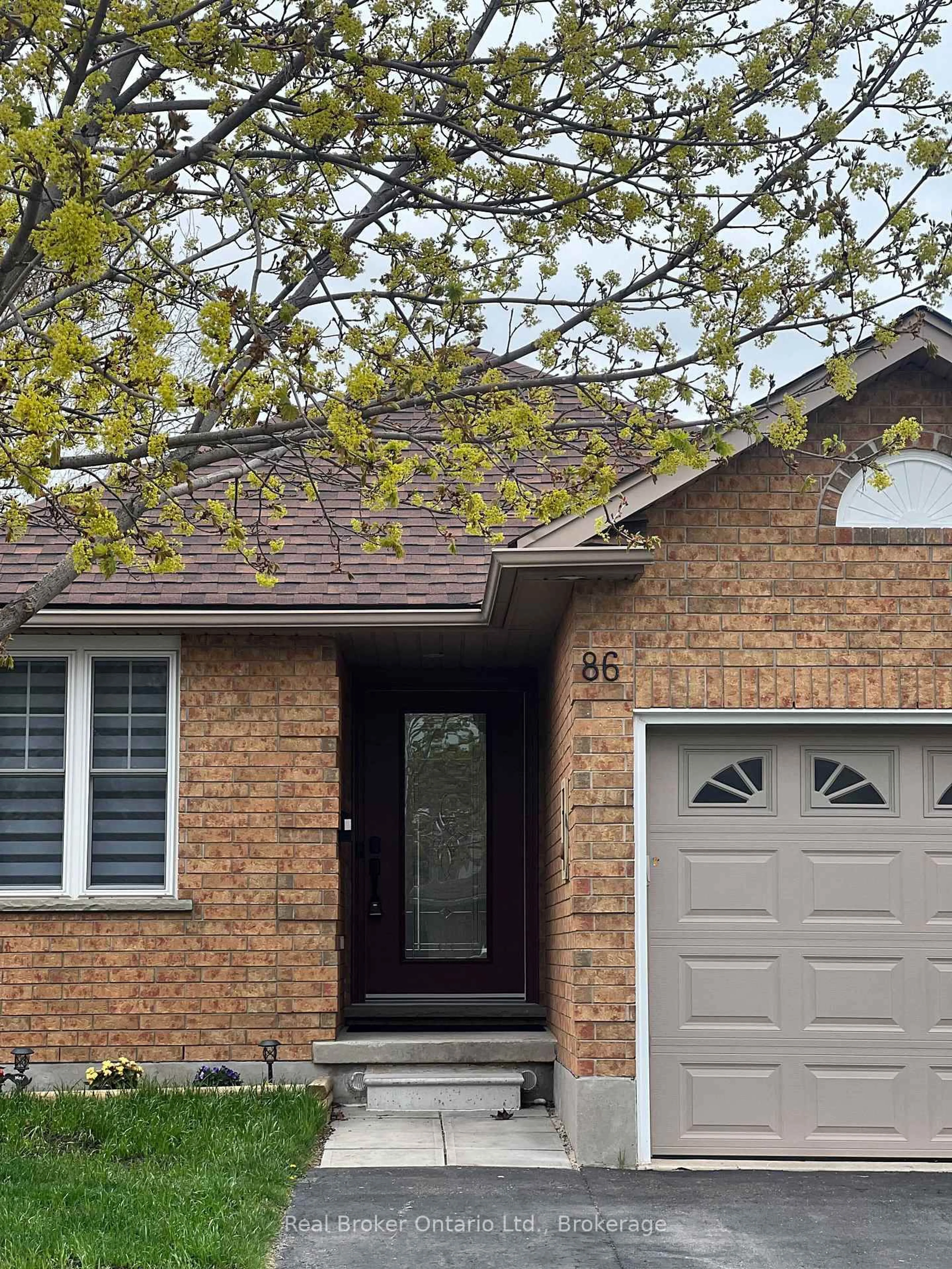 Home with brick exterior material, street for 86 Milson Cres, Guelph Ontario N1C 1G6