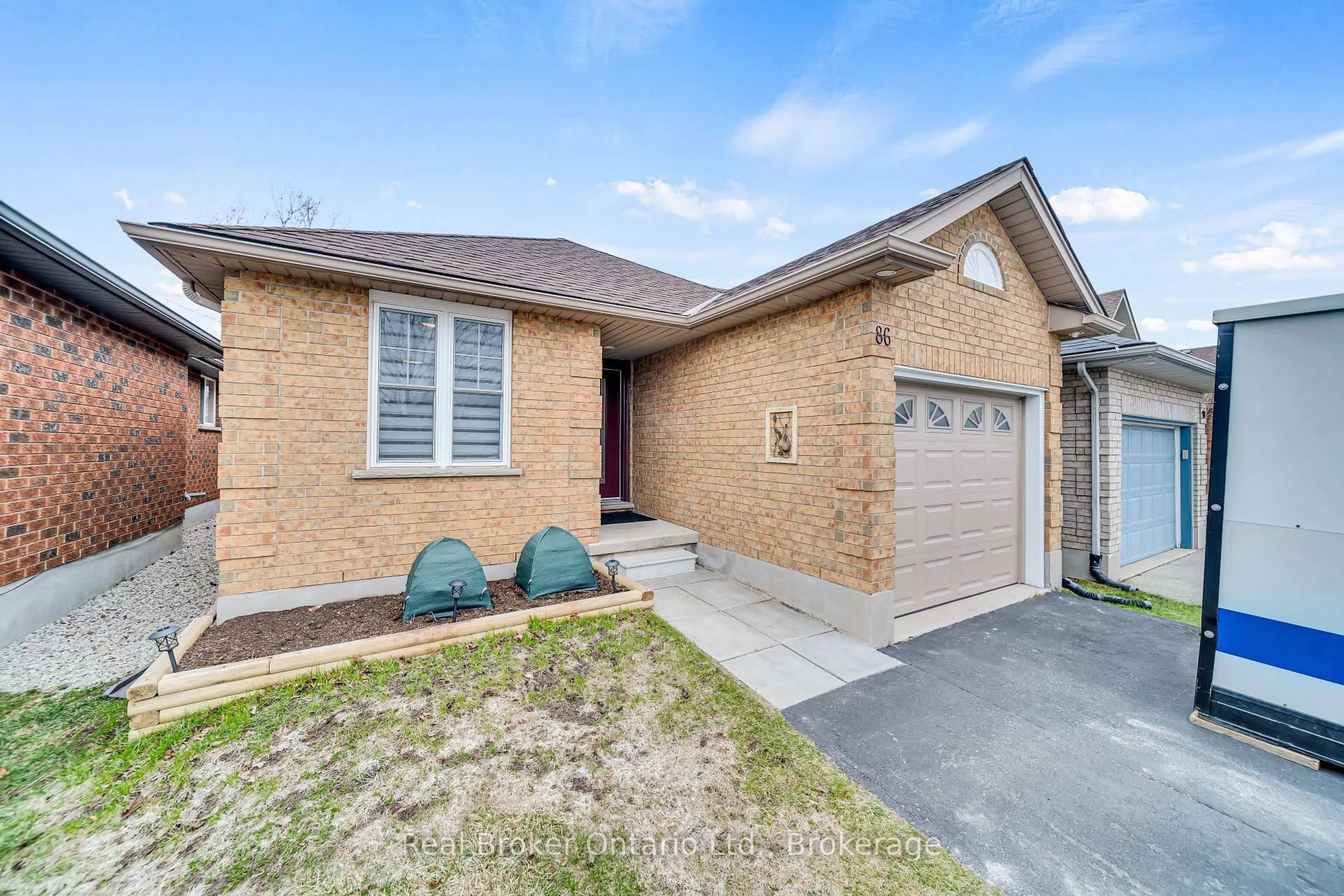 Home with brick exterior material, street for 86 Milson Cres, Guelph Ontario N1C 1G6