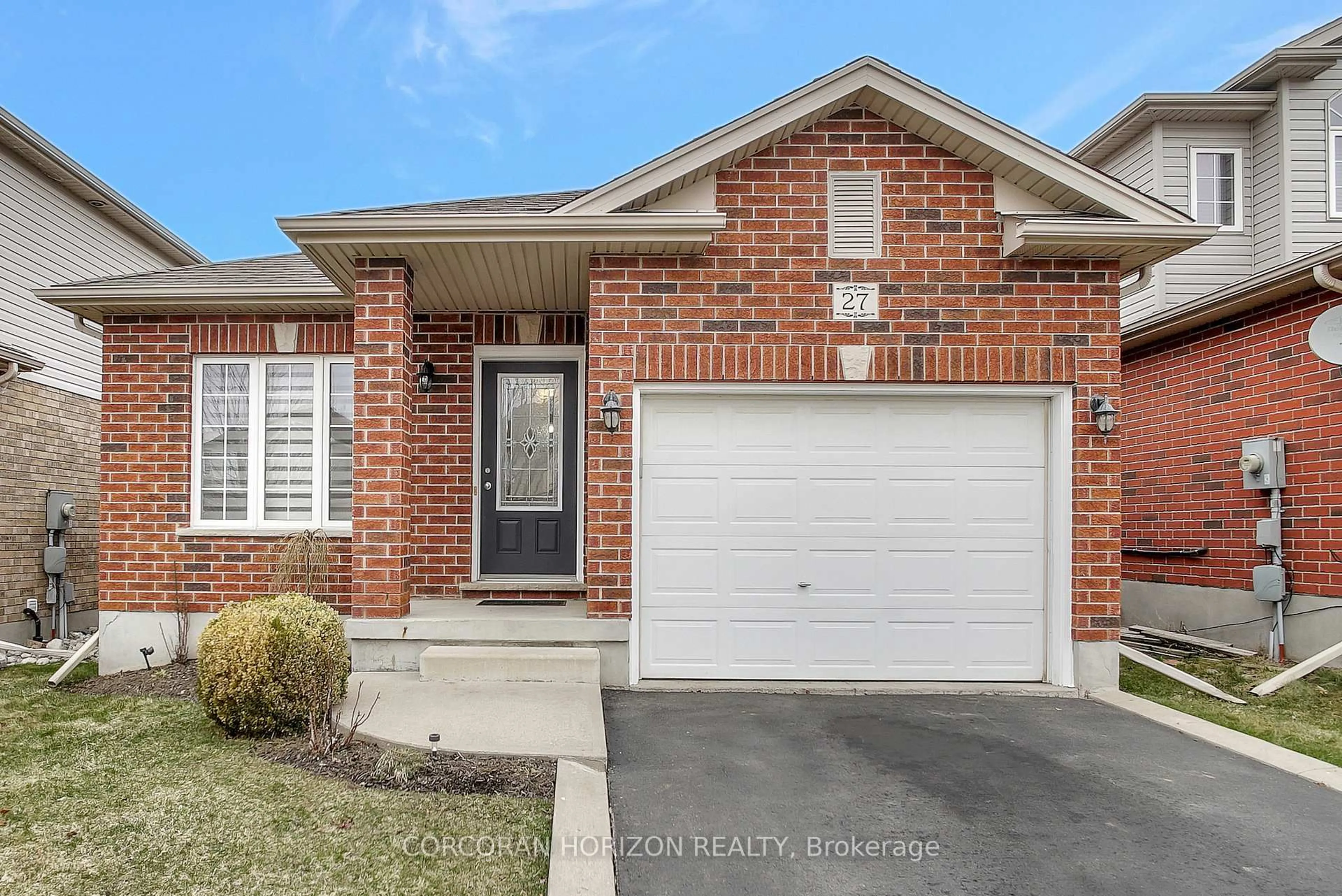 Home with brick exterior material, street for 27 Broadoaks Dr, Cambridge Ontario N1T 2C3