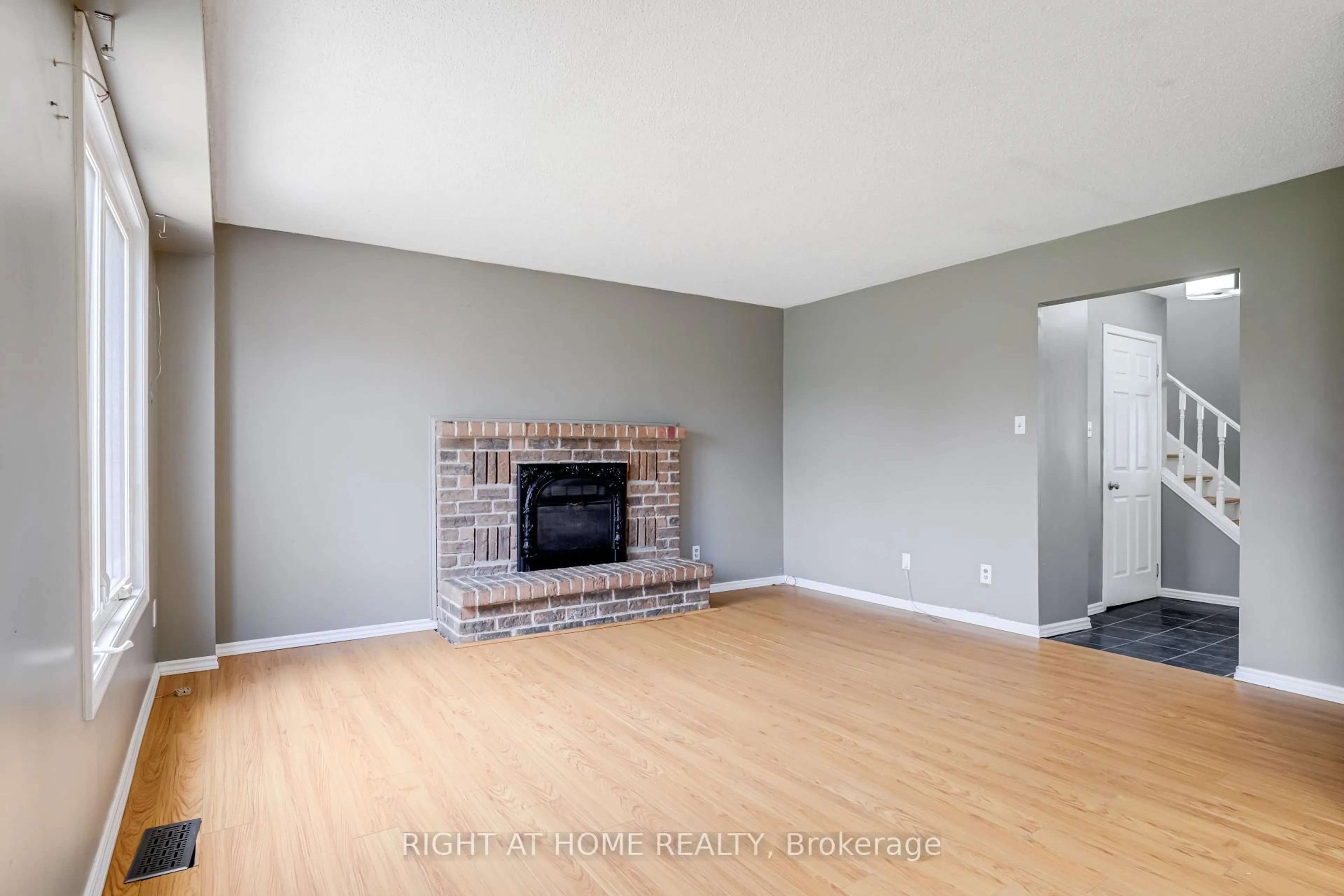 A pic of a room for 57 Foxridge Dr, Cambridge Ontario N3C 3L8