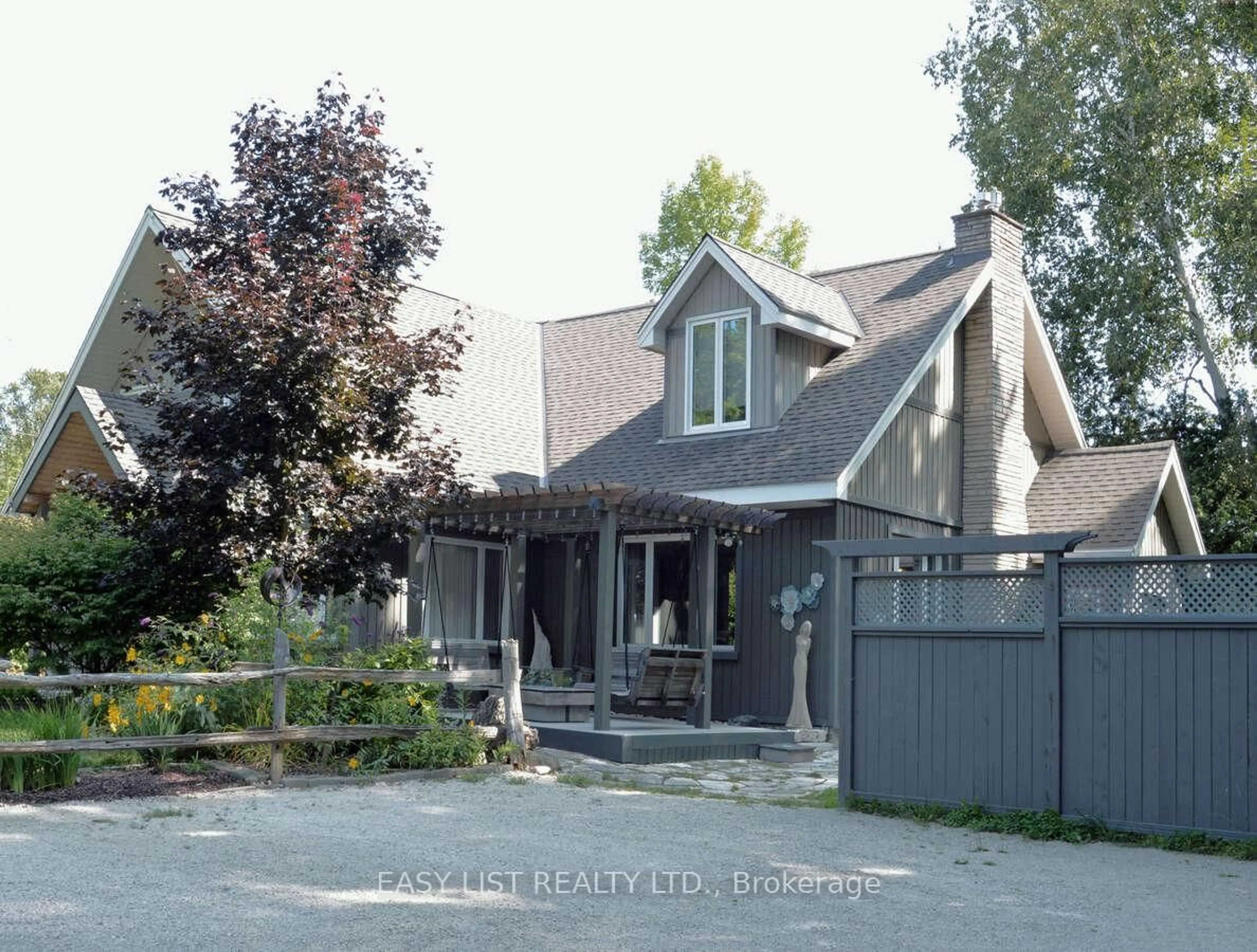 Home with brick exterior material, street for 424 Huron Rd, South Bruce Peninsula Ontario N0H 2T0