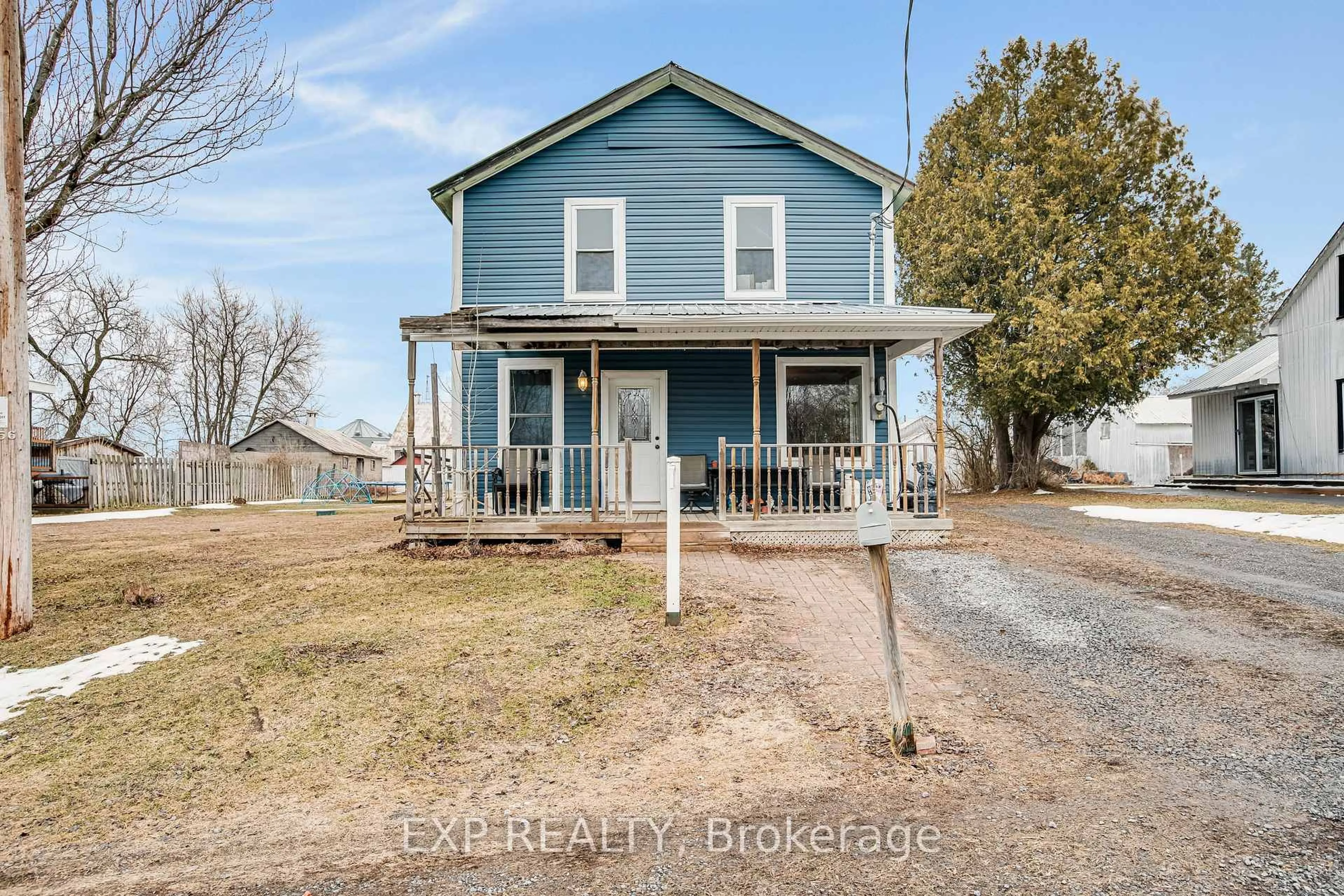 A pic from outside/outdoor area/front of a property/back of a property/a pic from drone, street for 2115 Concession 10 Rd, Alfred and Plantagenet Ontario K0B 1C0