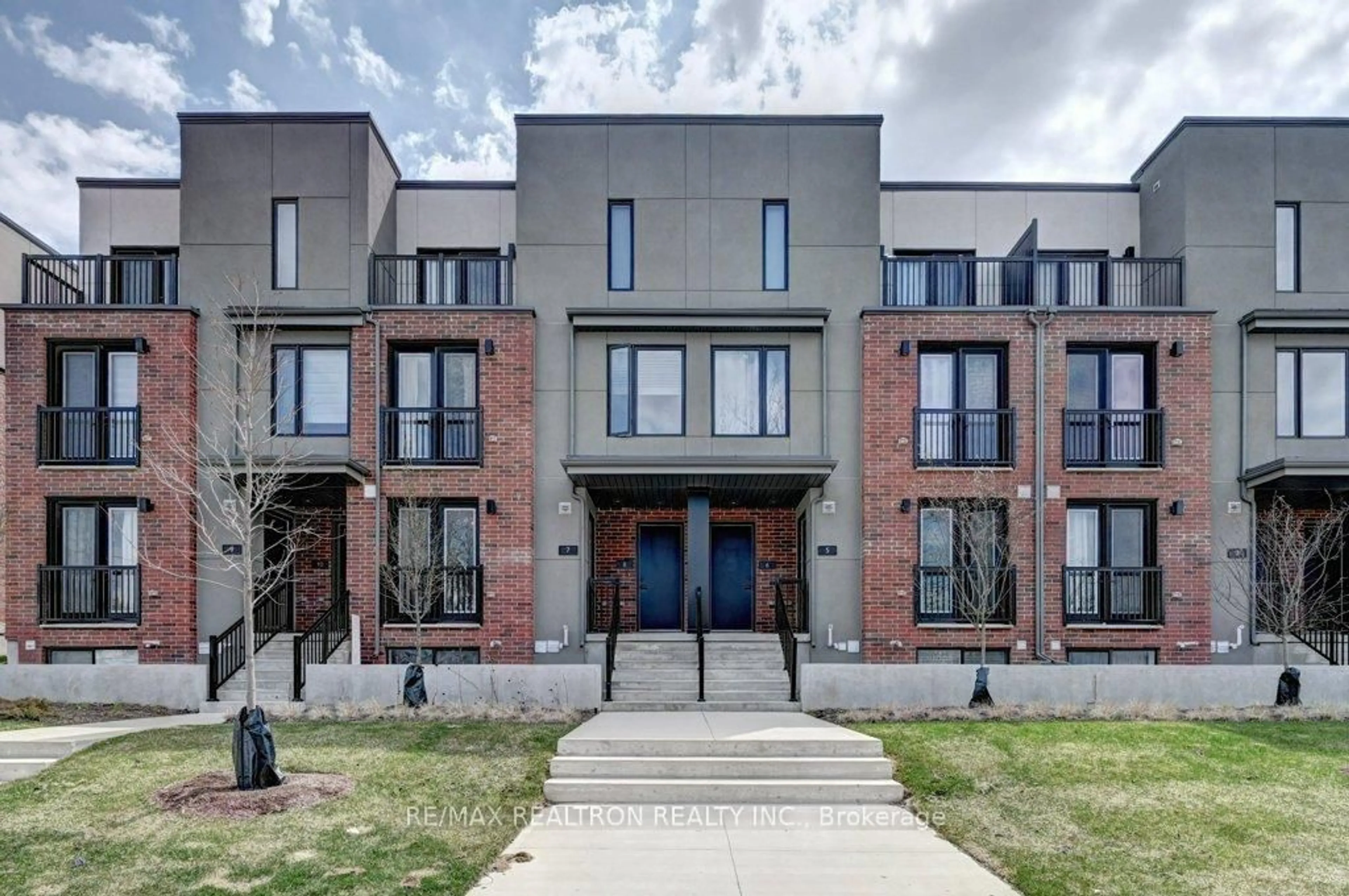 Home with brick exterior material, street for 99 Roger St #7, Waterloo Ontario N2J 0G1