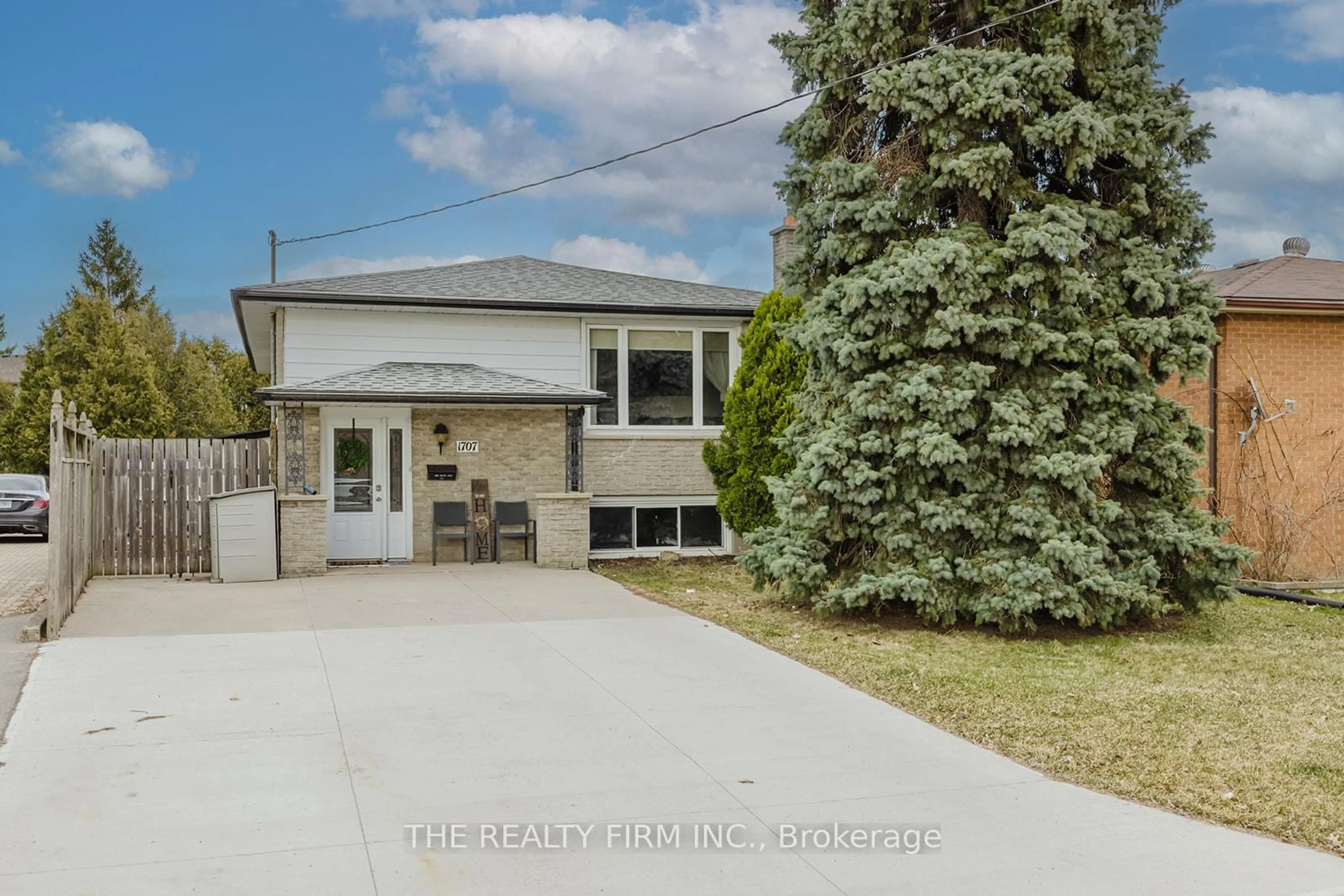 Unknown for 1707 Hansuld St, London East Ontario N5V 1Y6