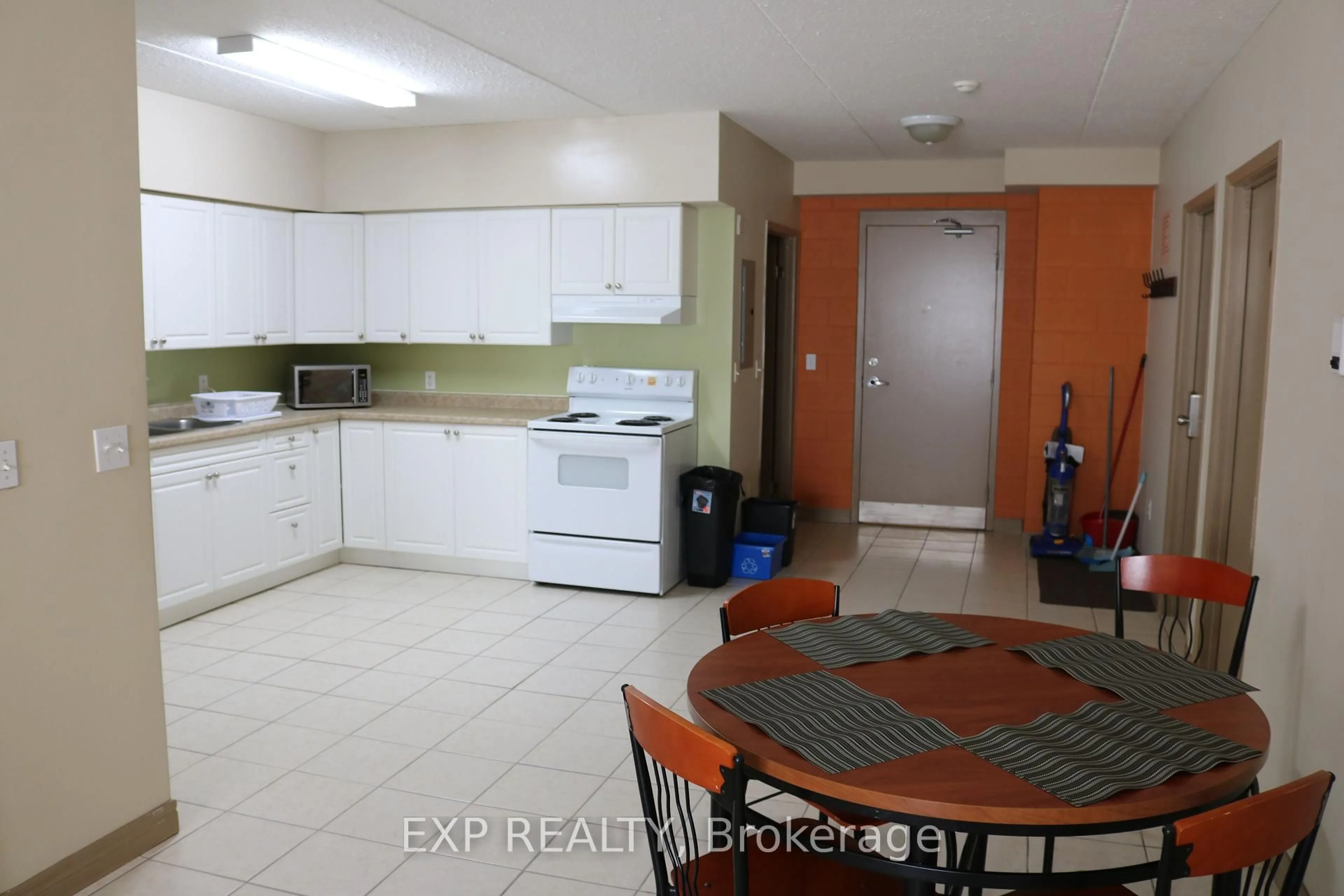 Standard kitchen, unknown for 271 Lester St #203, Waterloo Ontario N2L 3W6
