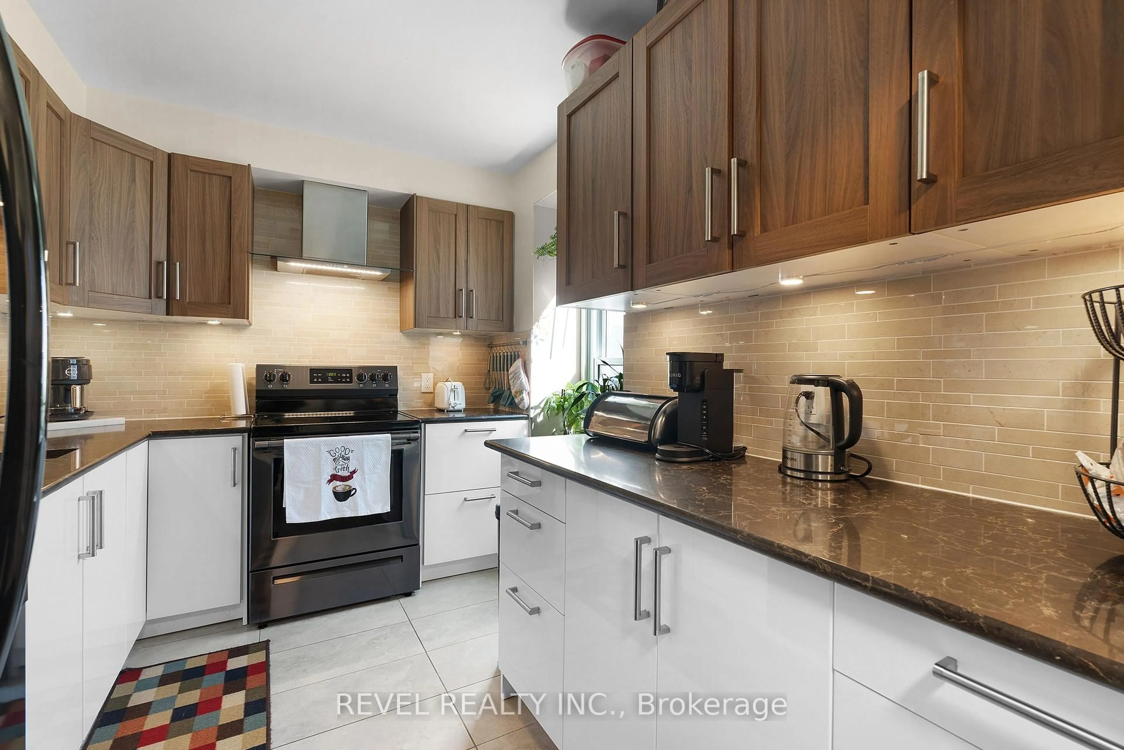 Unknown for 122 Lakeshore Rd #8, St. Catharines Ontario L2N 6N6