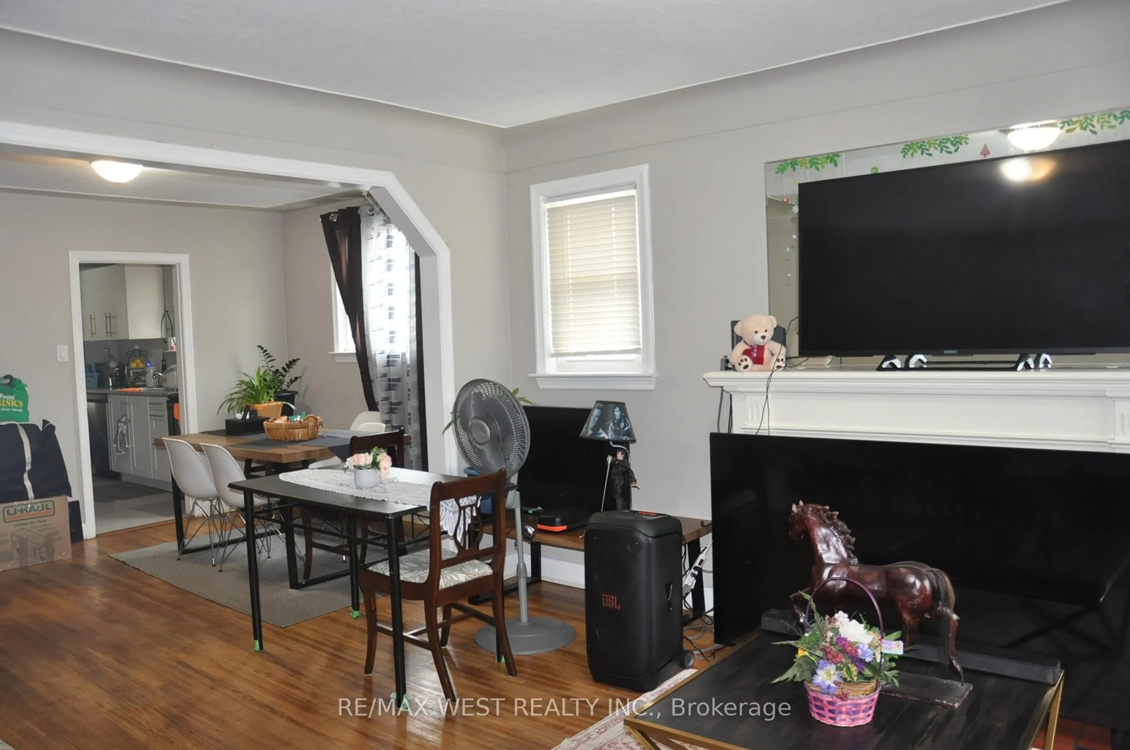 Unknown for 1512 Rushland Ave, London East Ontario N5V 1X5