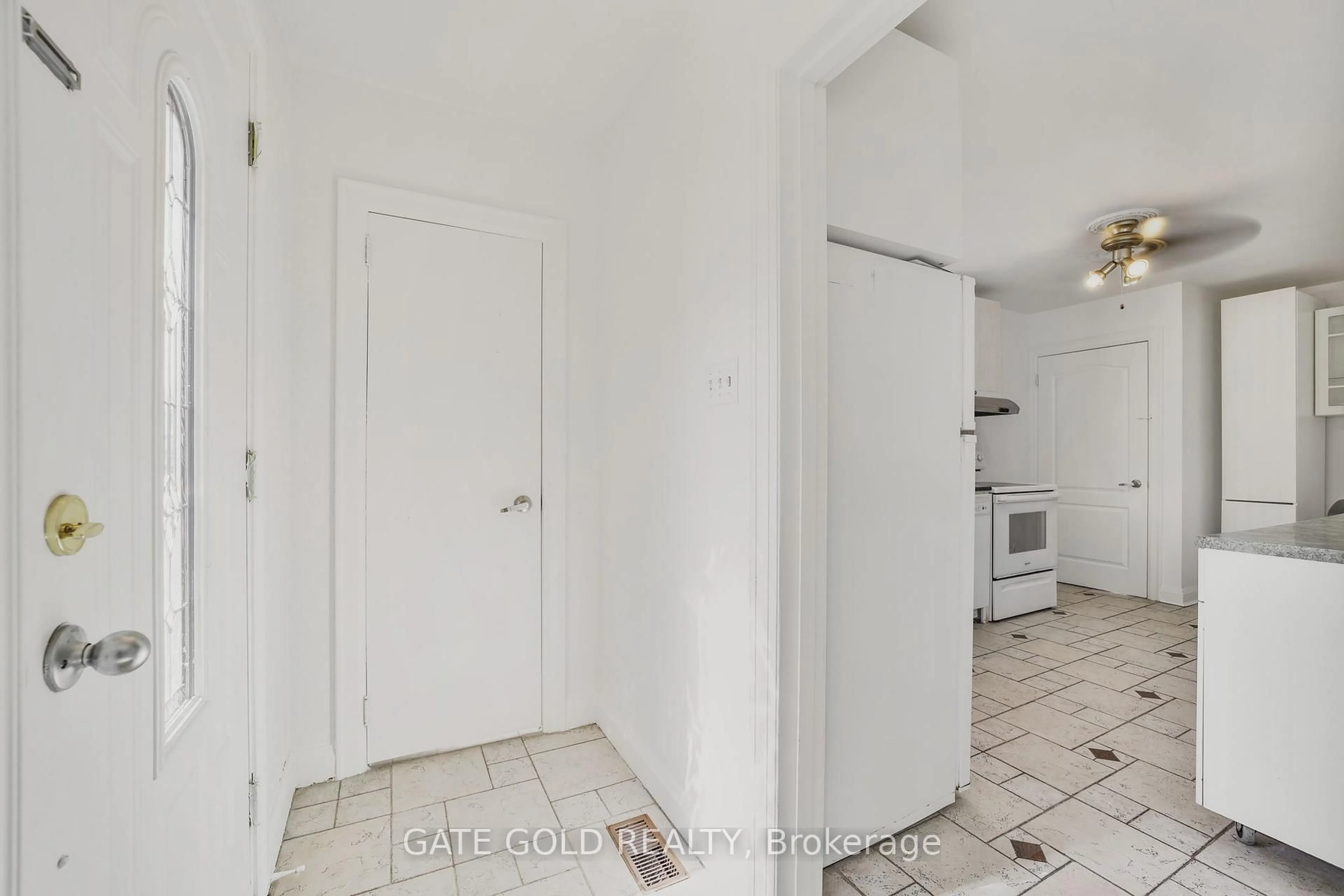 Unknown for 264 upper paradise Dr, Hamilton Ontario L9C 5C2