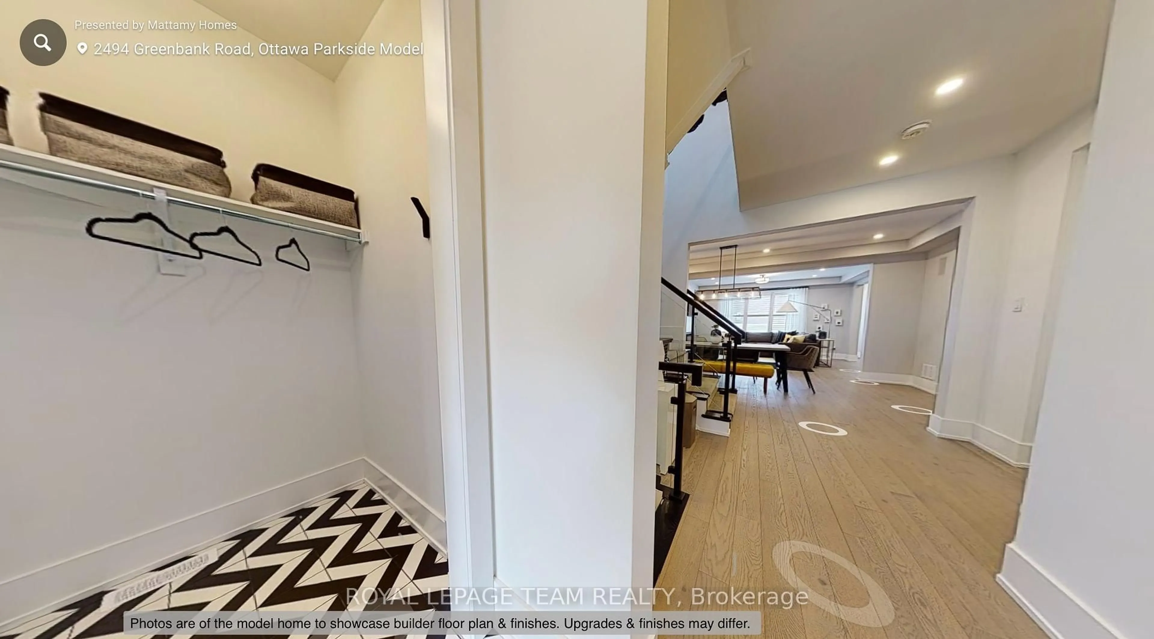 Indoor foyer for 6352 Ottawa St, Richmond Ontario K0A 2Z0