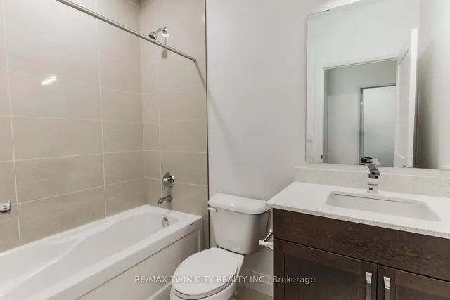 Additional property image - 399 Queen St Unit 201