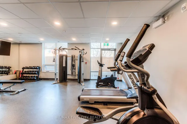 Additional property image - 399 Queen St Unit 201