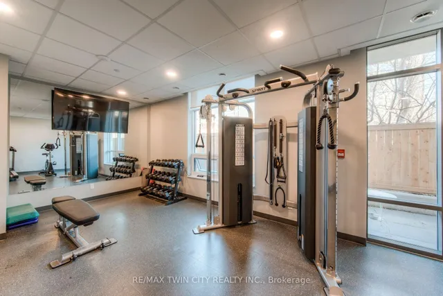Additional property image - 399 Queen St Unit 201