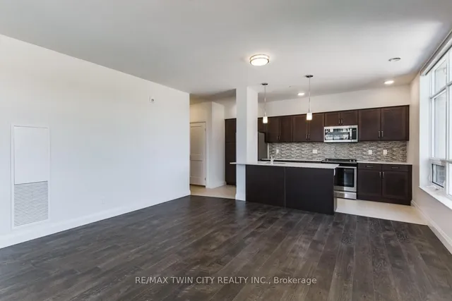 Additional property image - 399 Queen St Unit 201