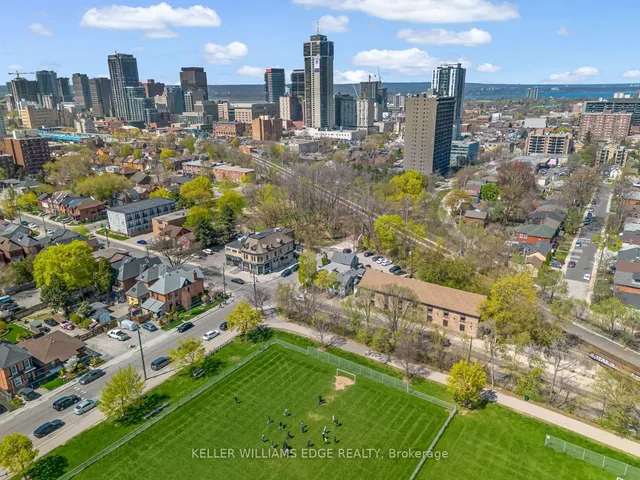 Additional image 7 of 177 Young St