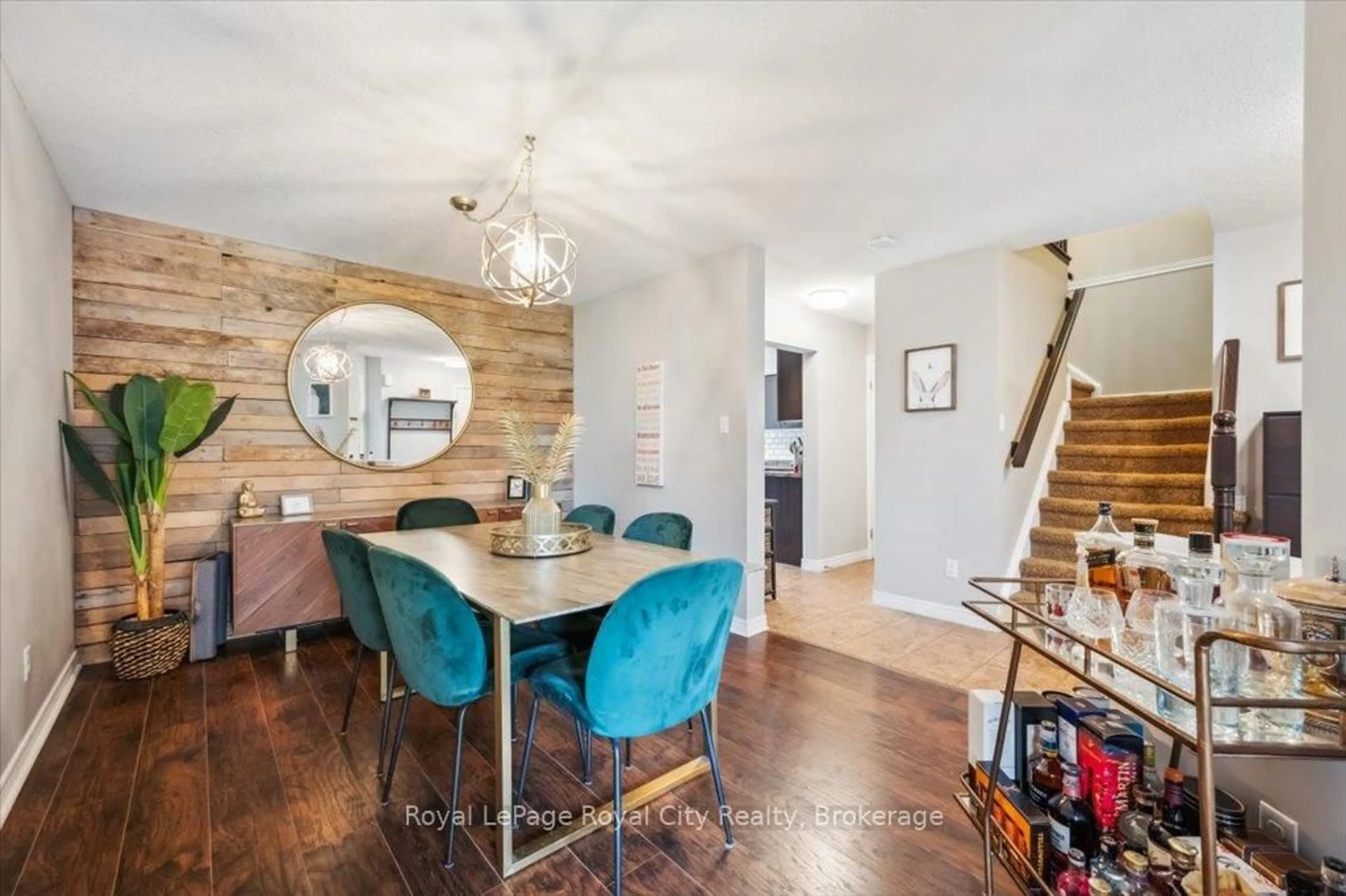 Dining room, wood/laminate floor for 183 Watson Rd, Guelph Ontario N1E 0C2