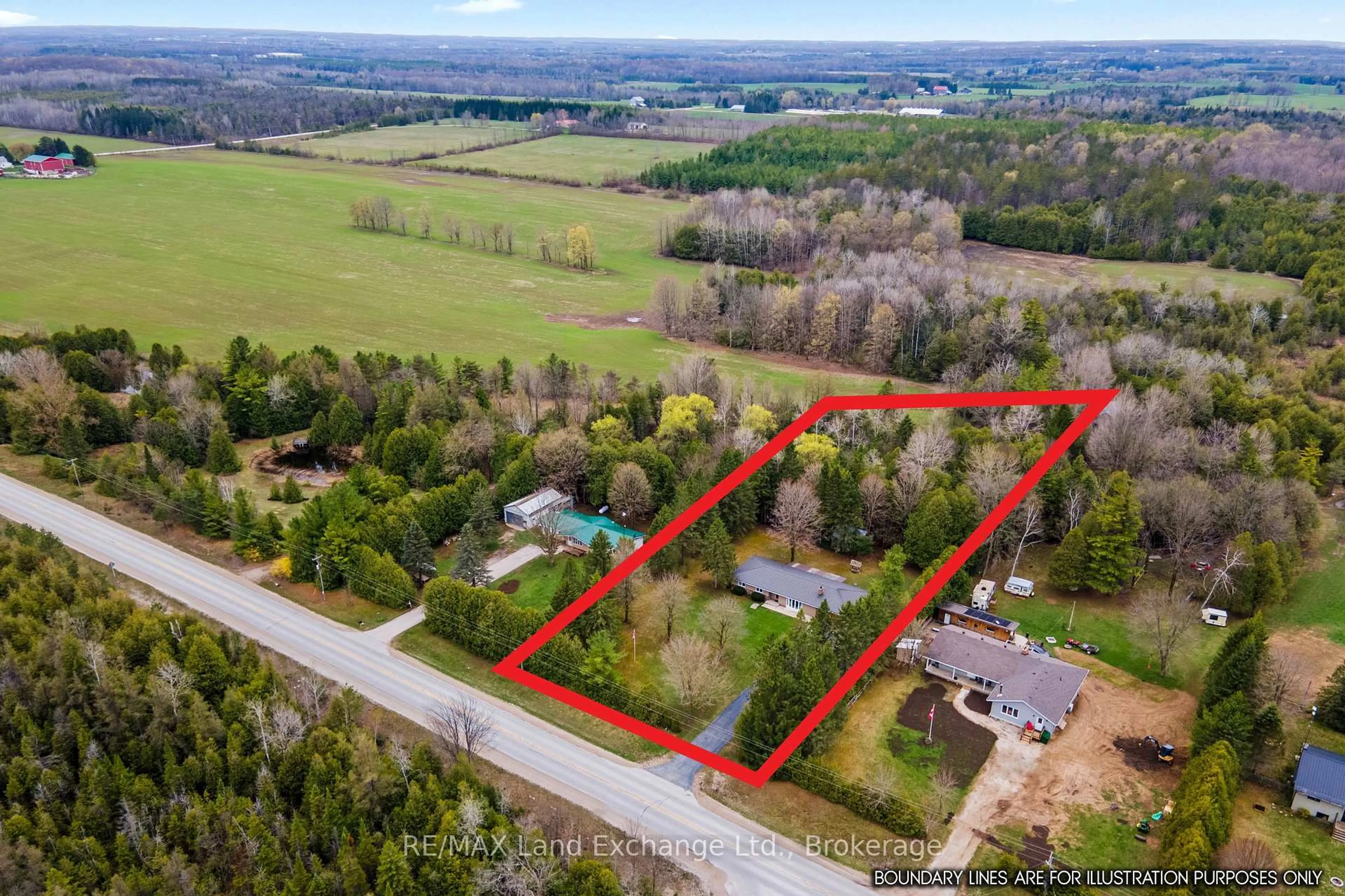 A pic from outside/outdoor area/front of a property/back of a property/a pic from drone, unknown for 114076 Grey 3 Rd, West Grey Ontario N0G 1S0