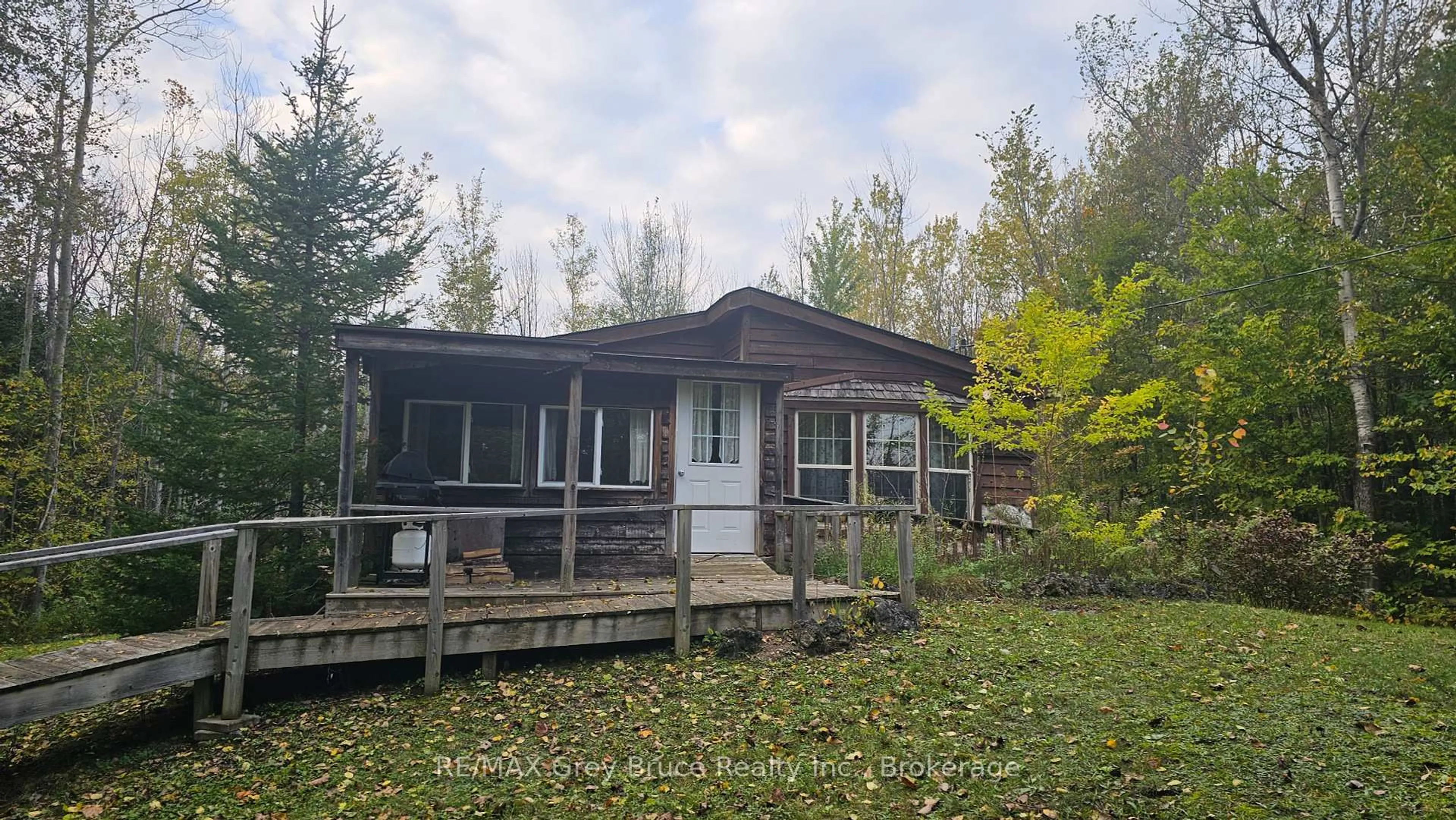 Unknown for 41 Maple Dr, Northern Bruce Peninsula Ontario N0H 1Z0