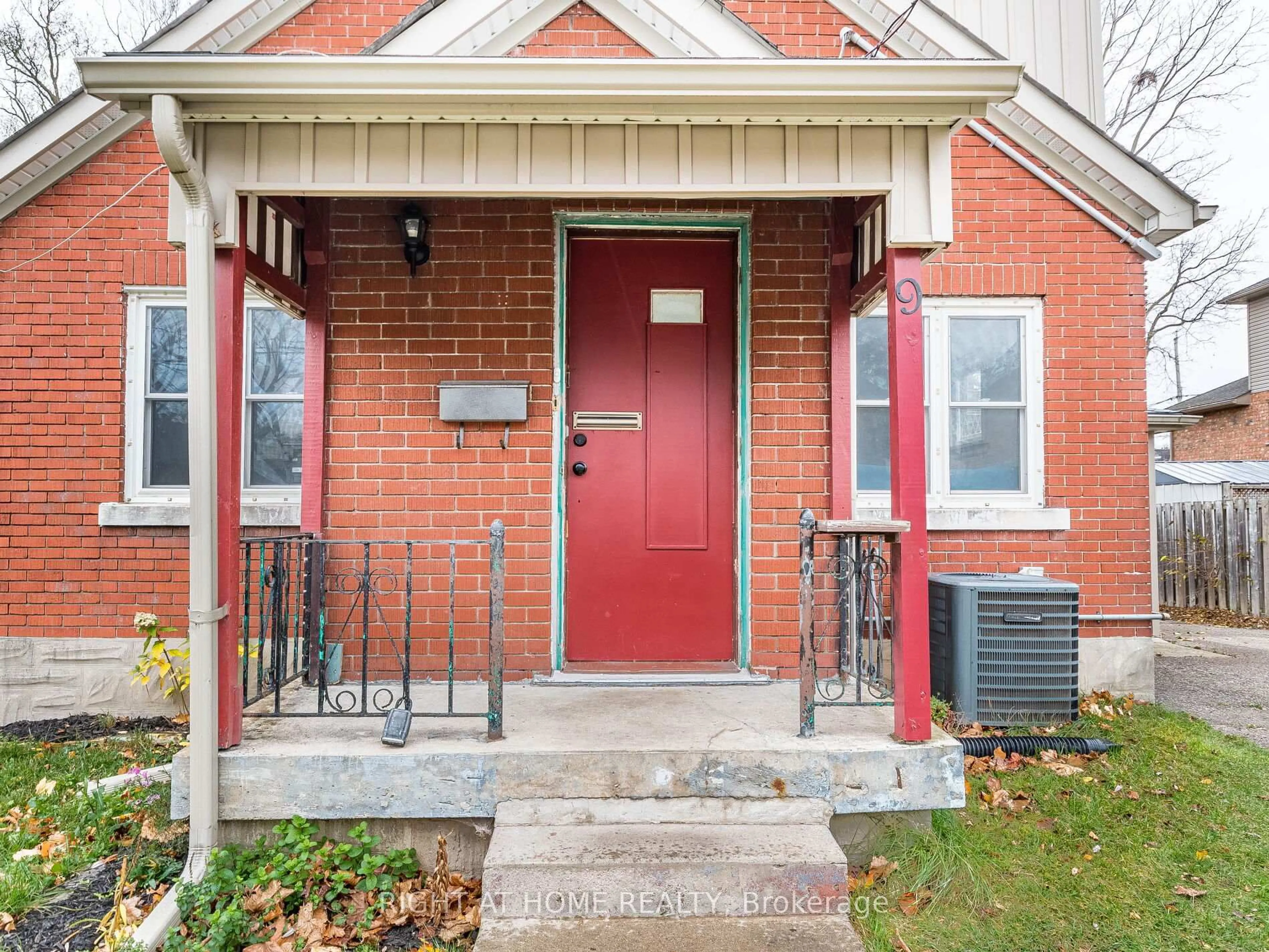 Home with brick exterior material, street for 9 Kehl St, Kitchener Ontario N2M 3T8
