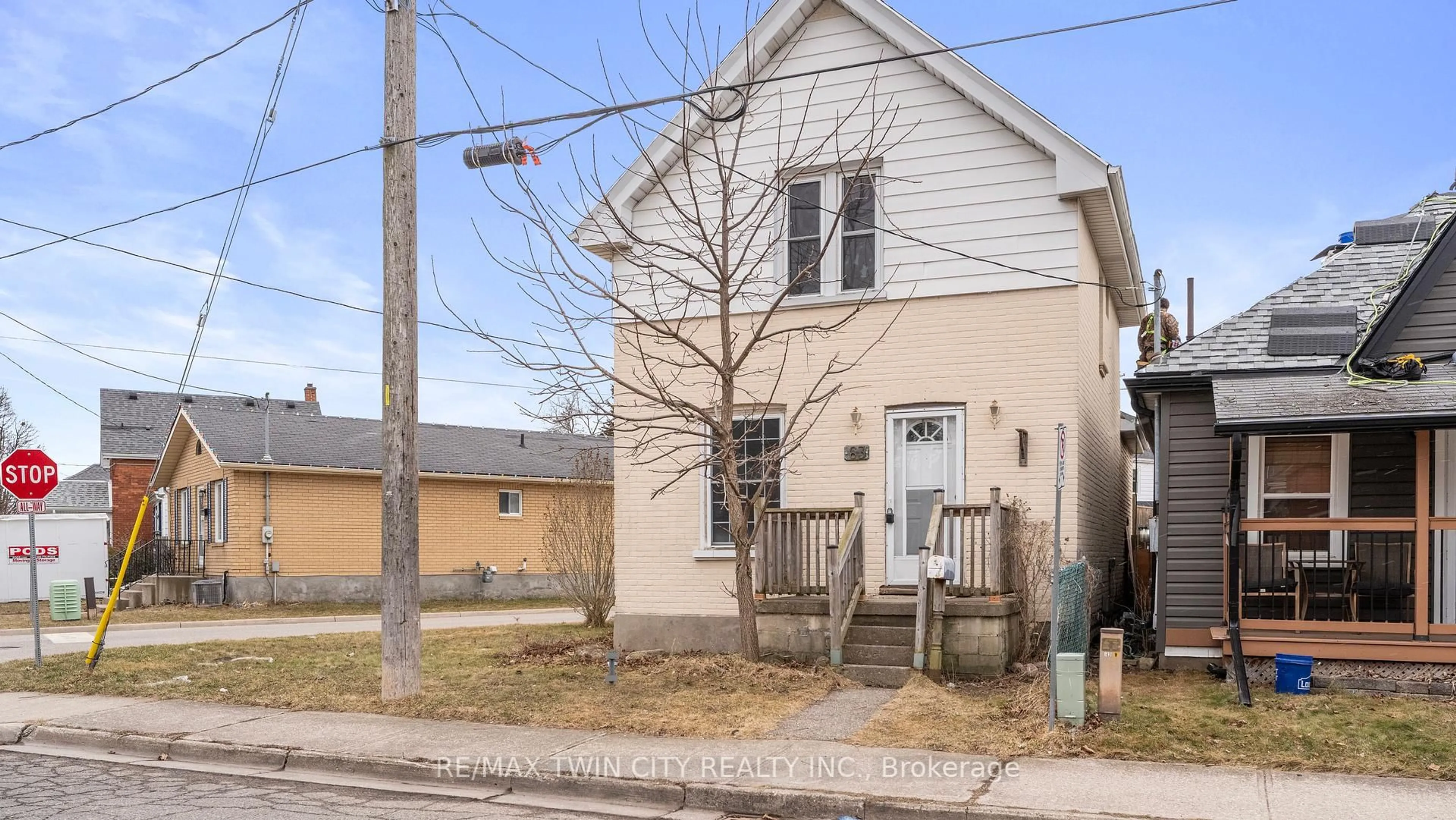Unknown for 63 Walter St, Brantford Ontario N3S 1N7