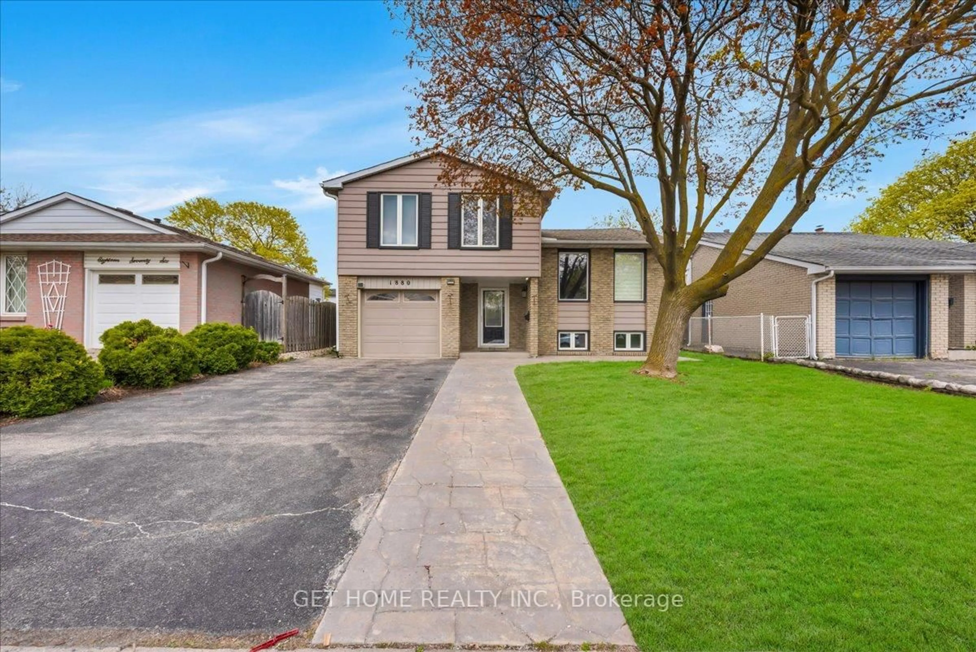 Unknown for 1880 EARLWOOD Dr, Cambridge Ontario N3H 5A5