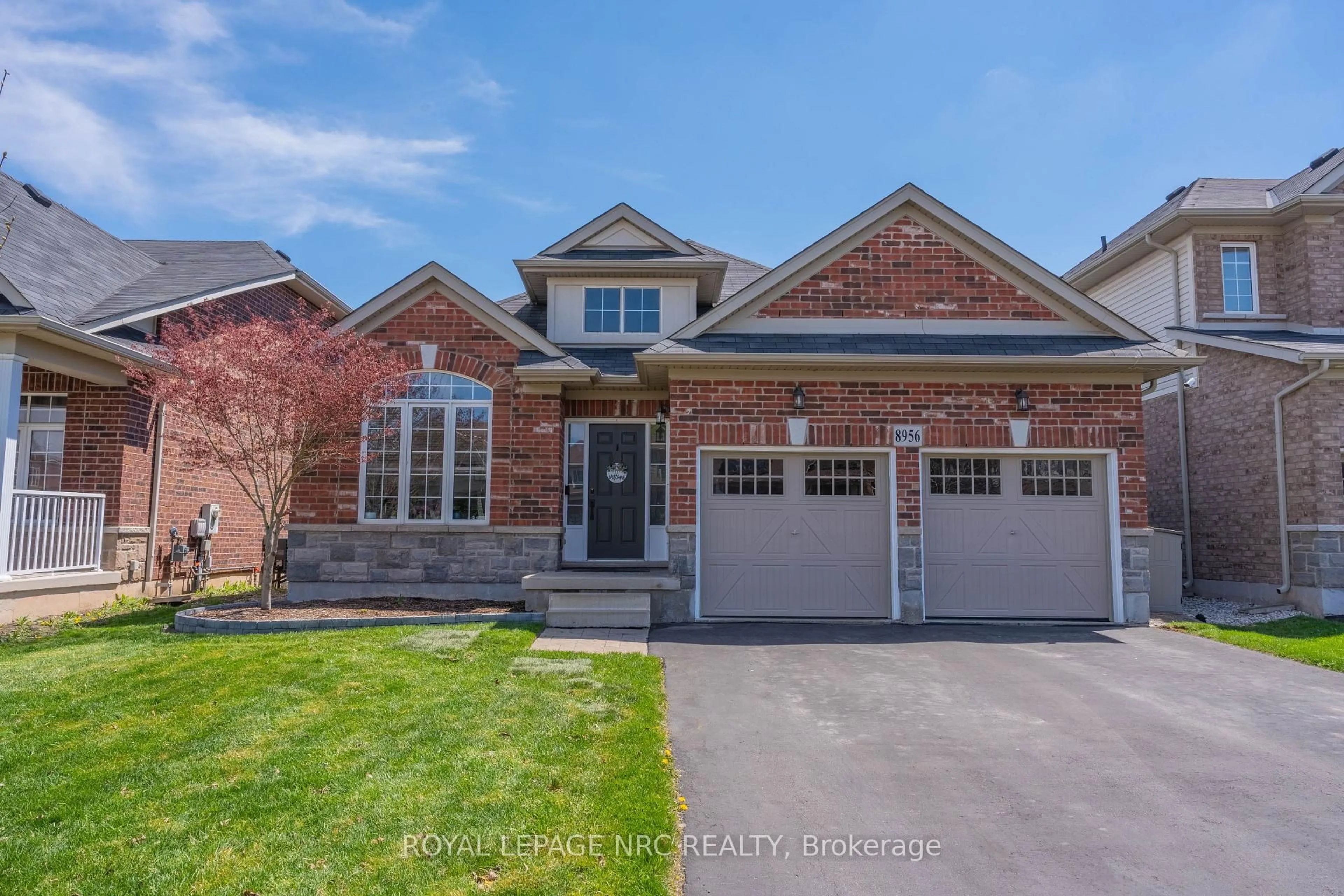 Home with brick exterior material, street for 8956 Tristar Cres, Niagara Falls Ontario L2G 0E6