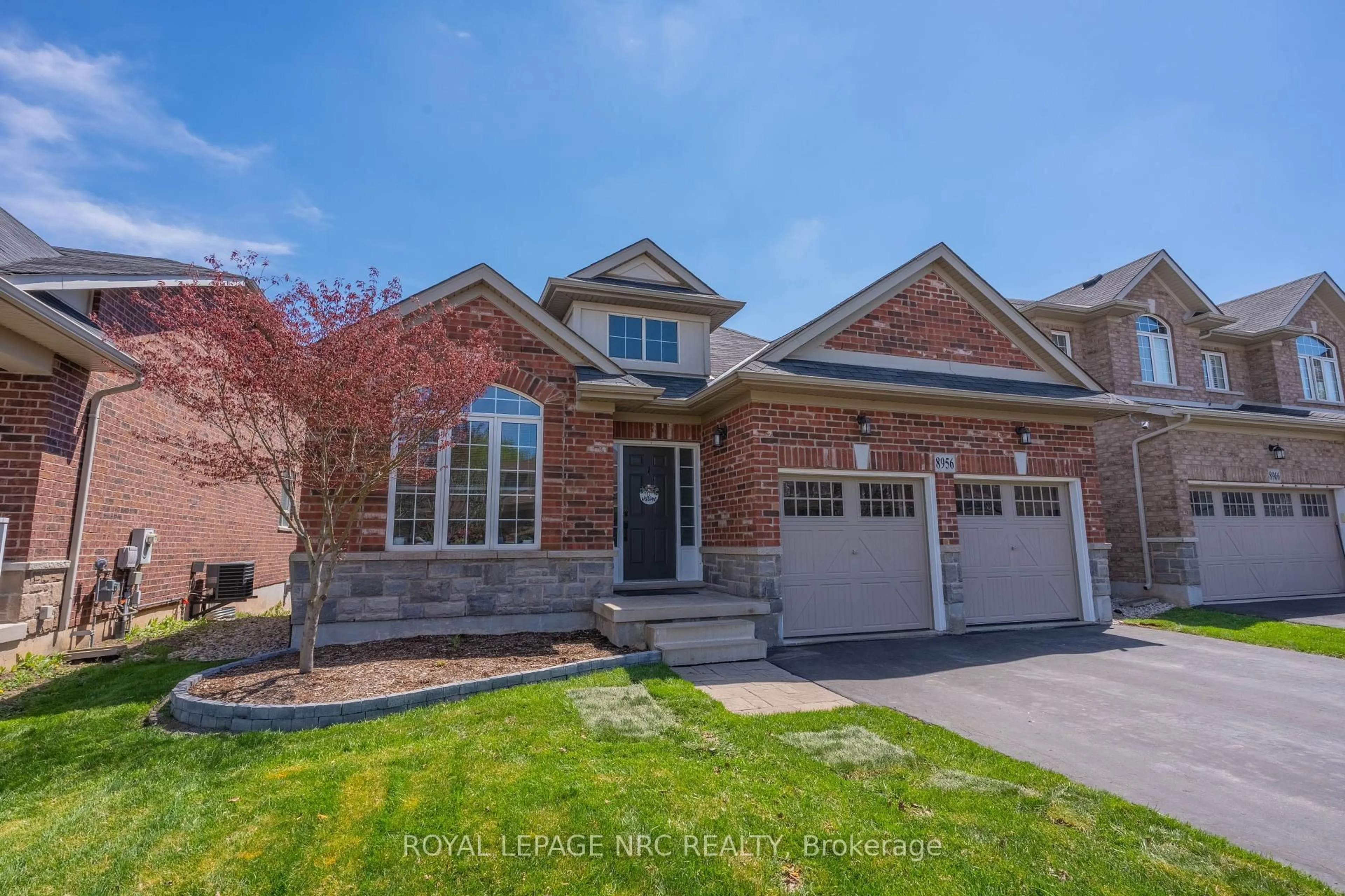Home with brick exterior material, street for 8956 Tristar Cres, Niagara Falls Ontario L2G 0E6