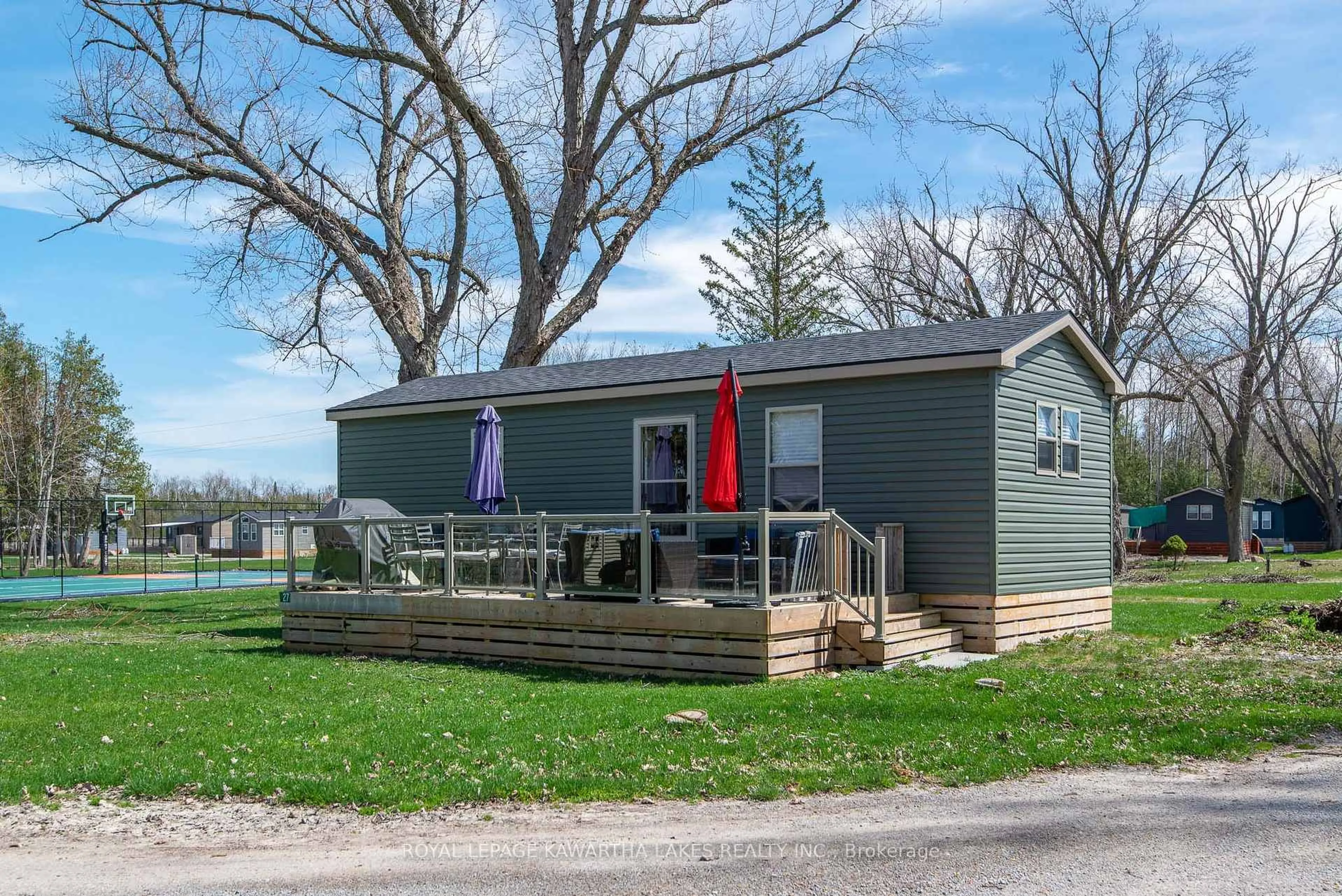 Patio, street for 657 Thunder Bridge Rd #27, Kawartha Lakes Ontario K9V 4R1