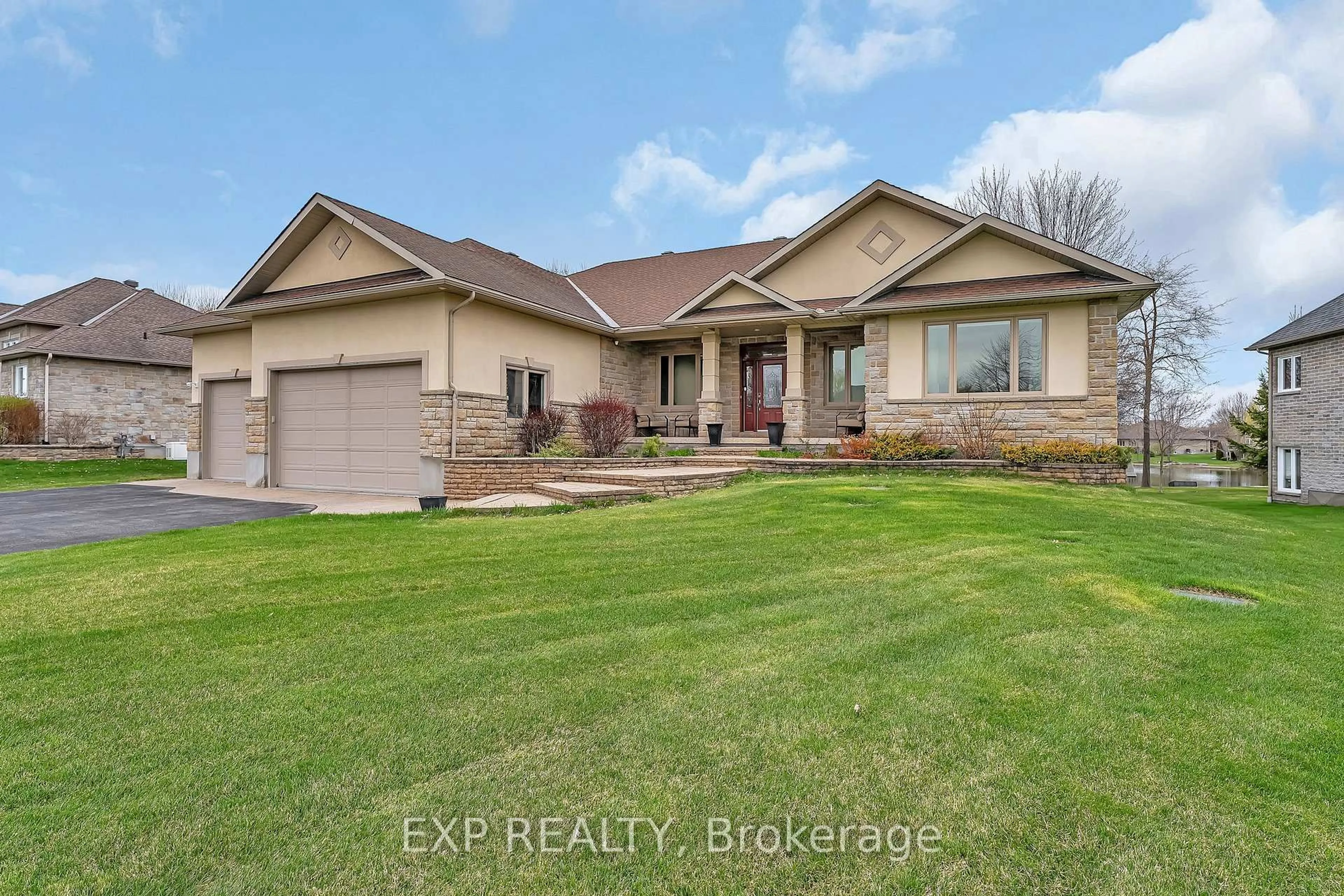 Home with brick exterior material, street for 6703 Suncrest Dr, Greely Ontario K4P 0B4