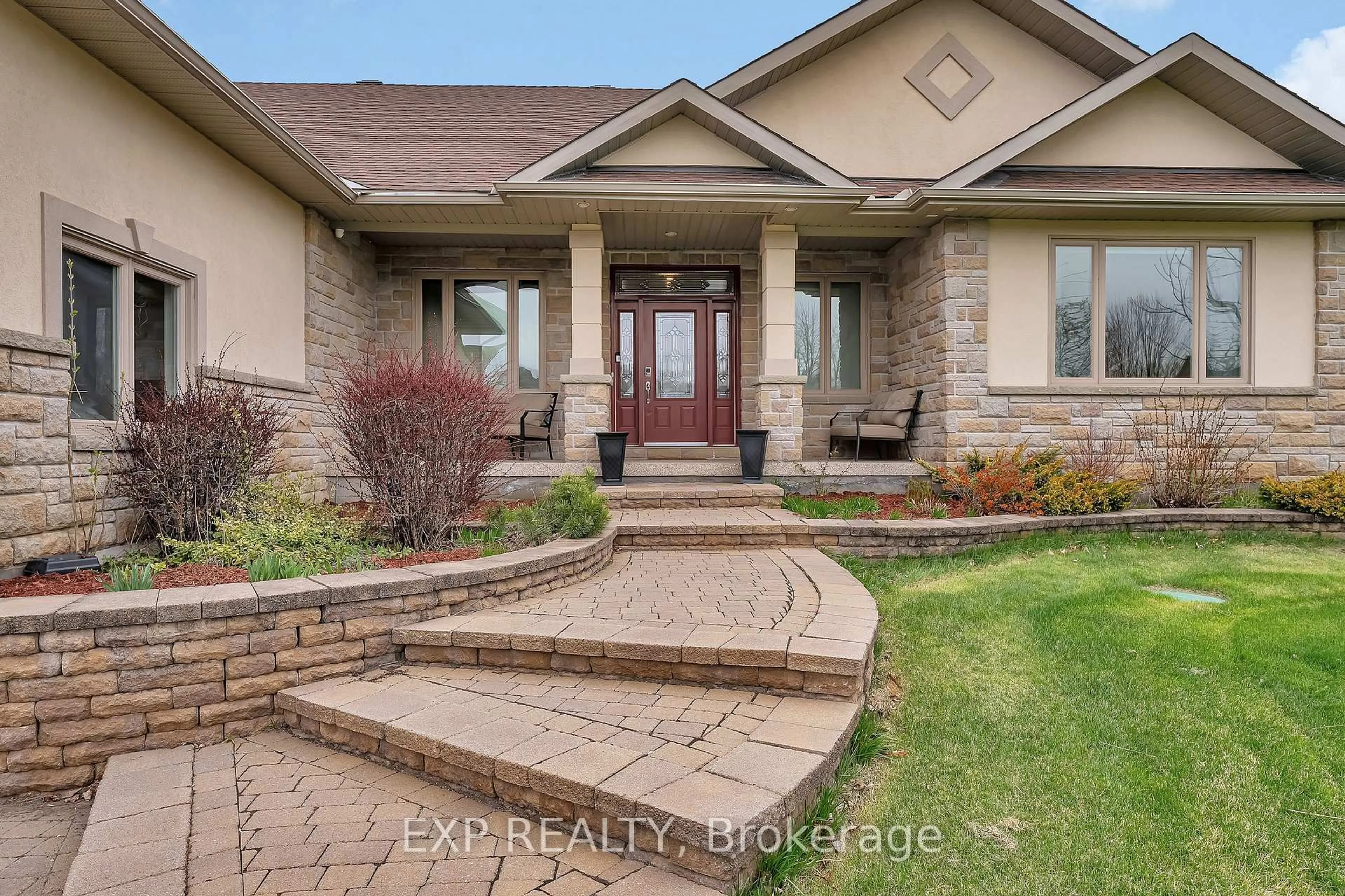 Home with brick exterior material, street for 6703 Suncrest Dr, Greely Ontario K4P 0B4