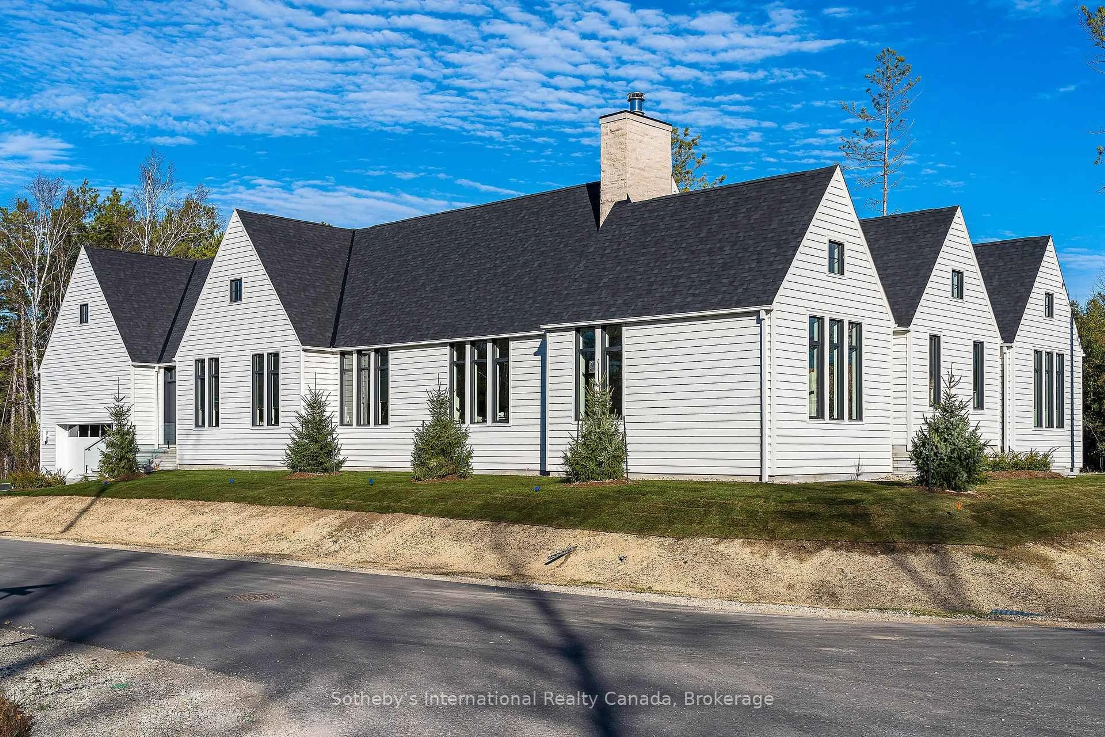 Home with vinyl exterior material, street for 101 DEER Lane, Blue Mountains Ontario N0H 1J0