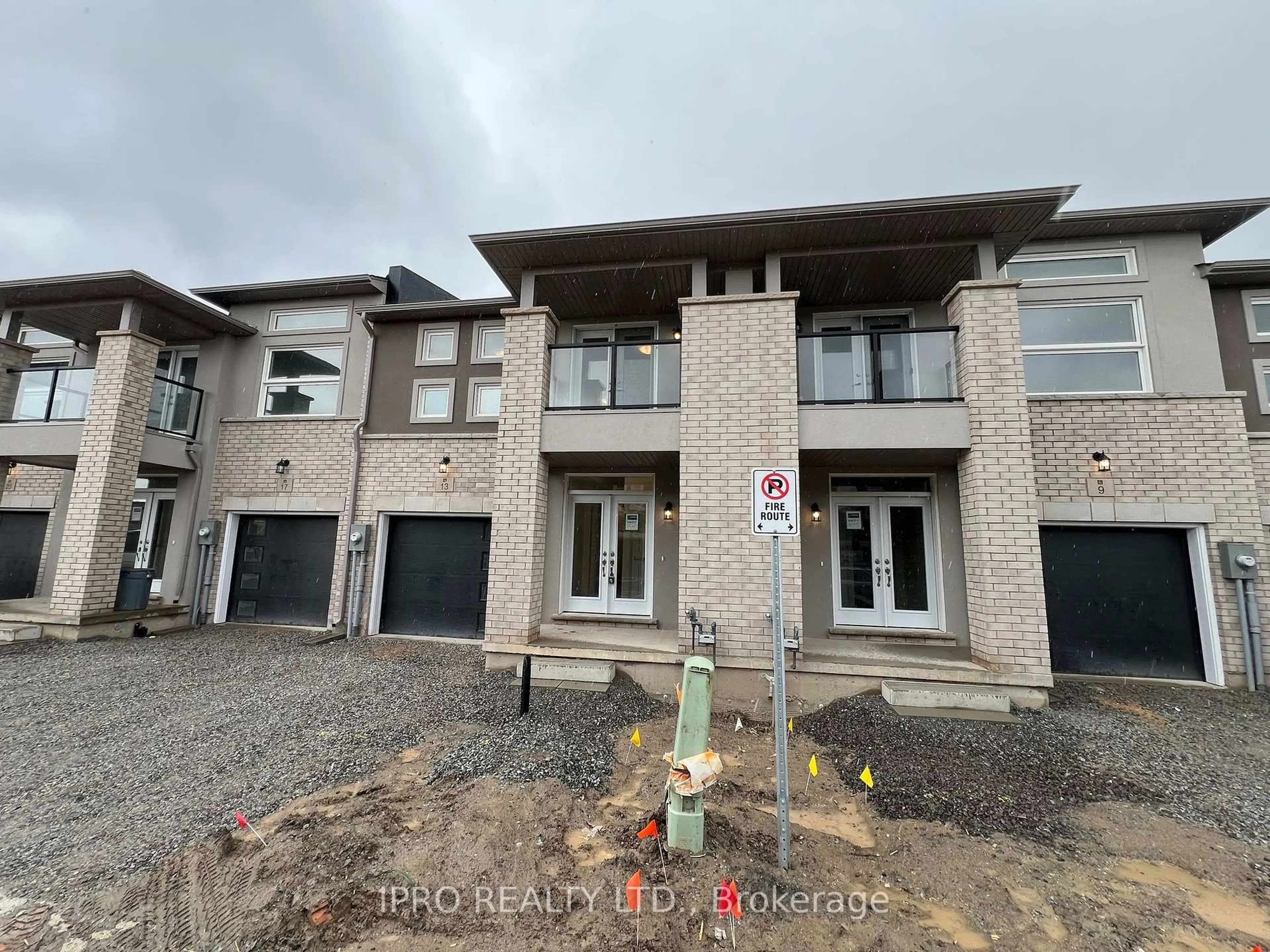 Home with brick exterior material, building for 13 Mann Tr, Welland Ontario L3C 0K2