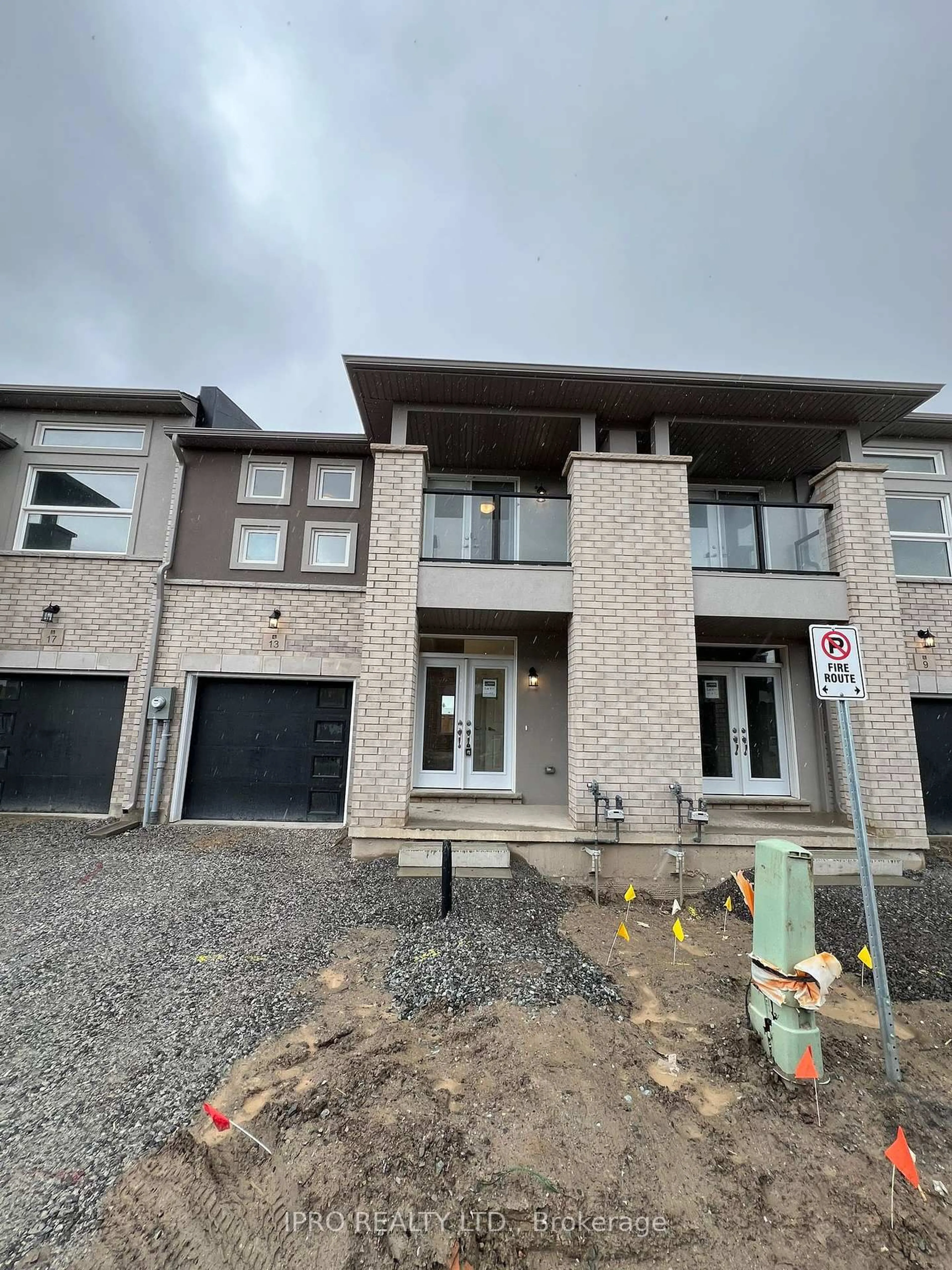 Home with brick exterior material, unknown for 13 Mann Tr, Welland Ontario L3C 0K2