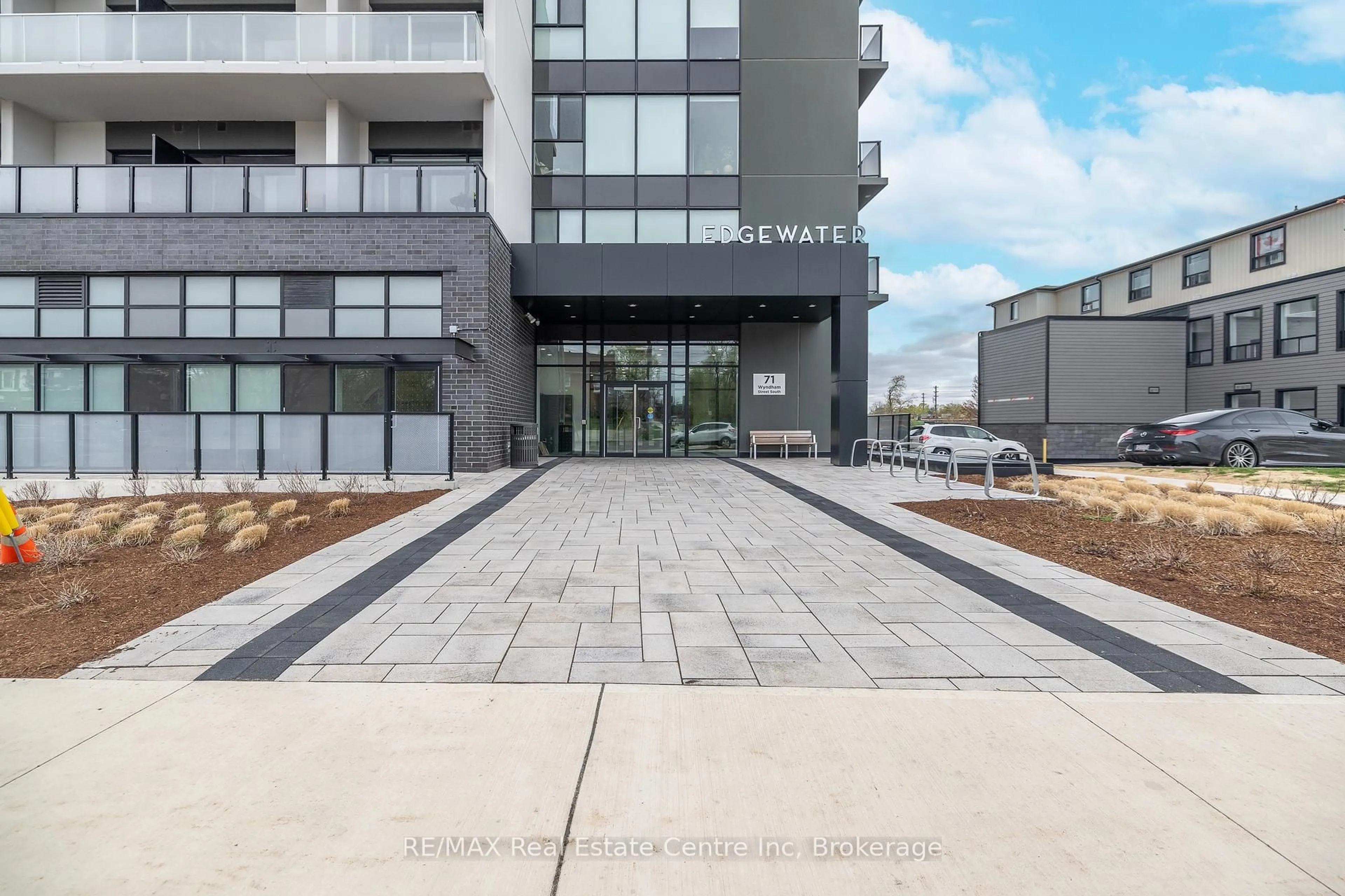 Patio, unknown for 71 Wyndham St #307, Guelph Ontario N1E 5R3