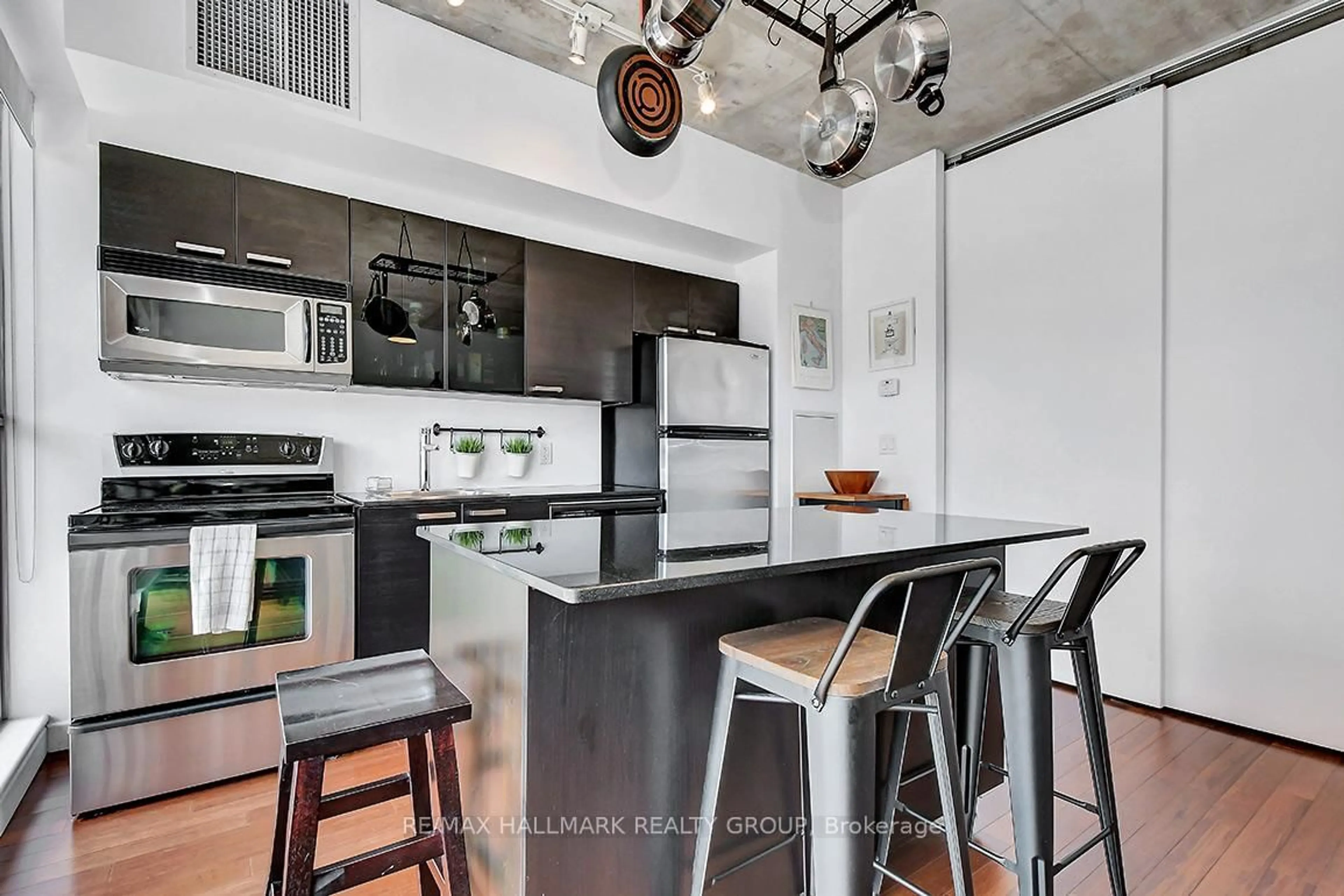 Open concept kitchen, unknown for 179 GEORGE St #1004, Ottawa Ontario K1N 1J8