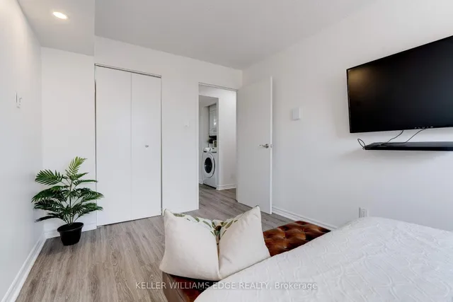 Additional property image - 175 Hunter St Unit 409