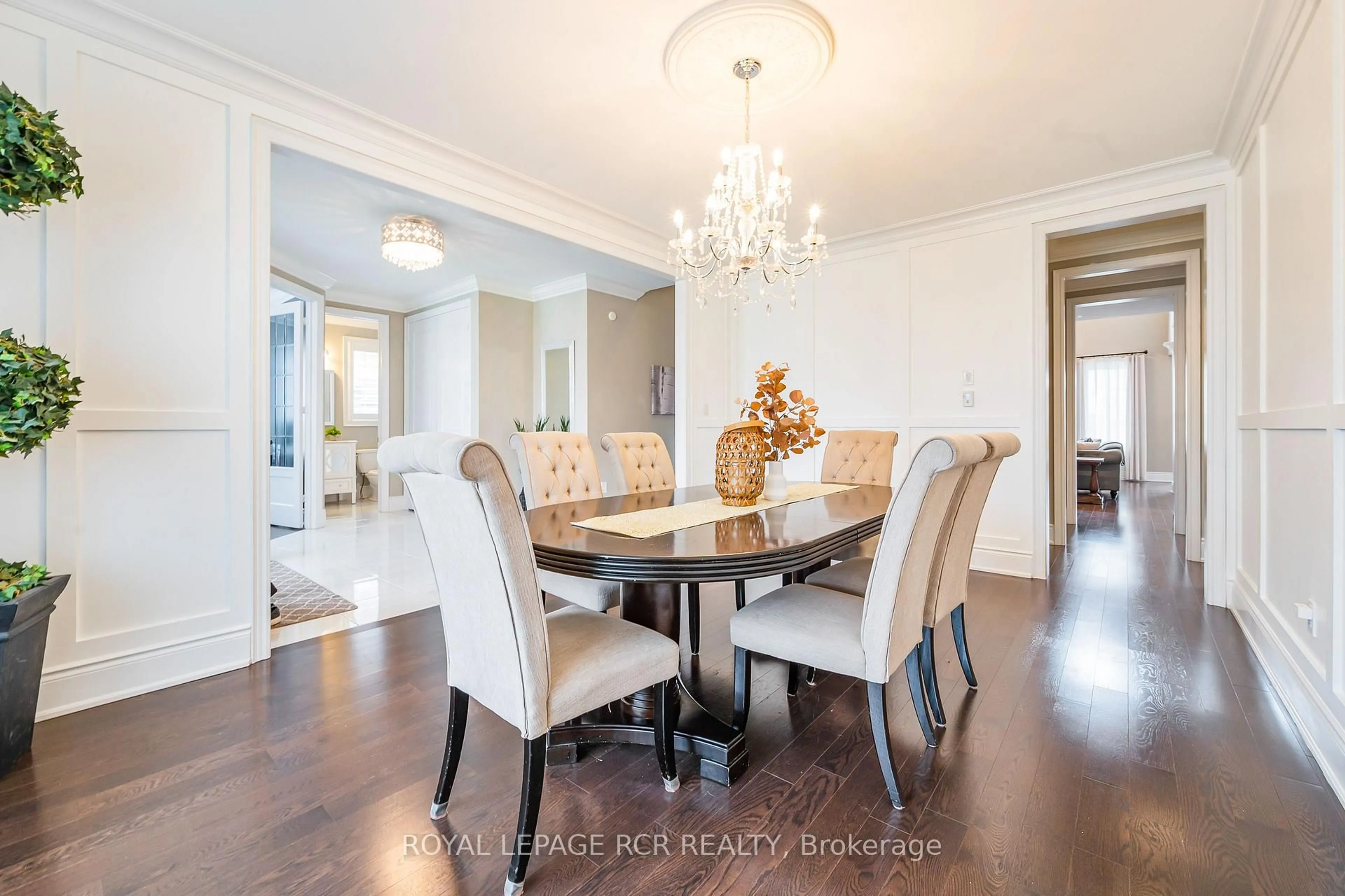 Dining room, wood/laminate floor for 19 Skelton St, Mono Ontario L9W 6W9