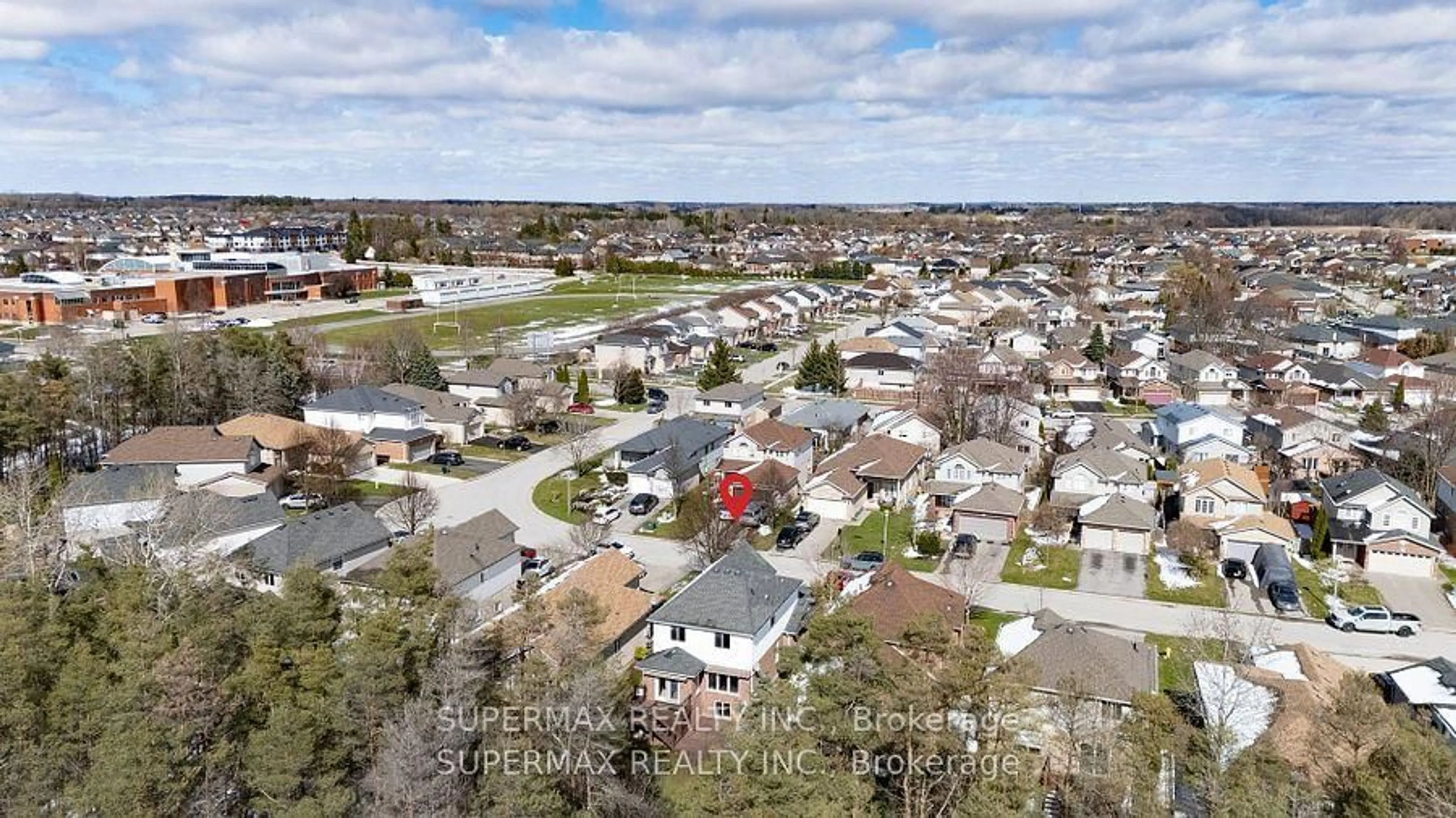 A pic from outside/outdoor area/front of a property/back of a property/a pic from drone, street for 766 Marigold St, London North Ontario N5X 4J3