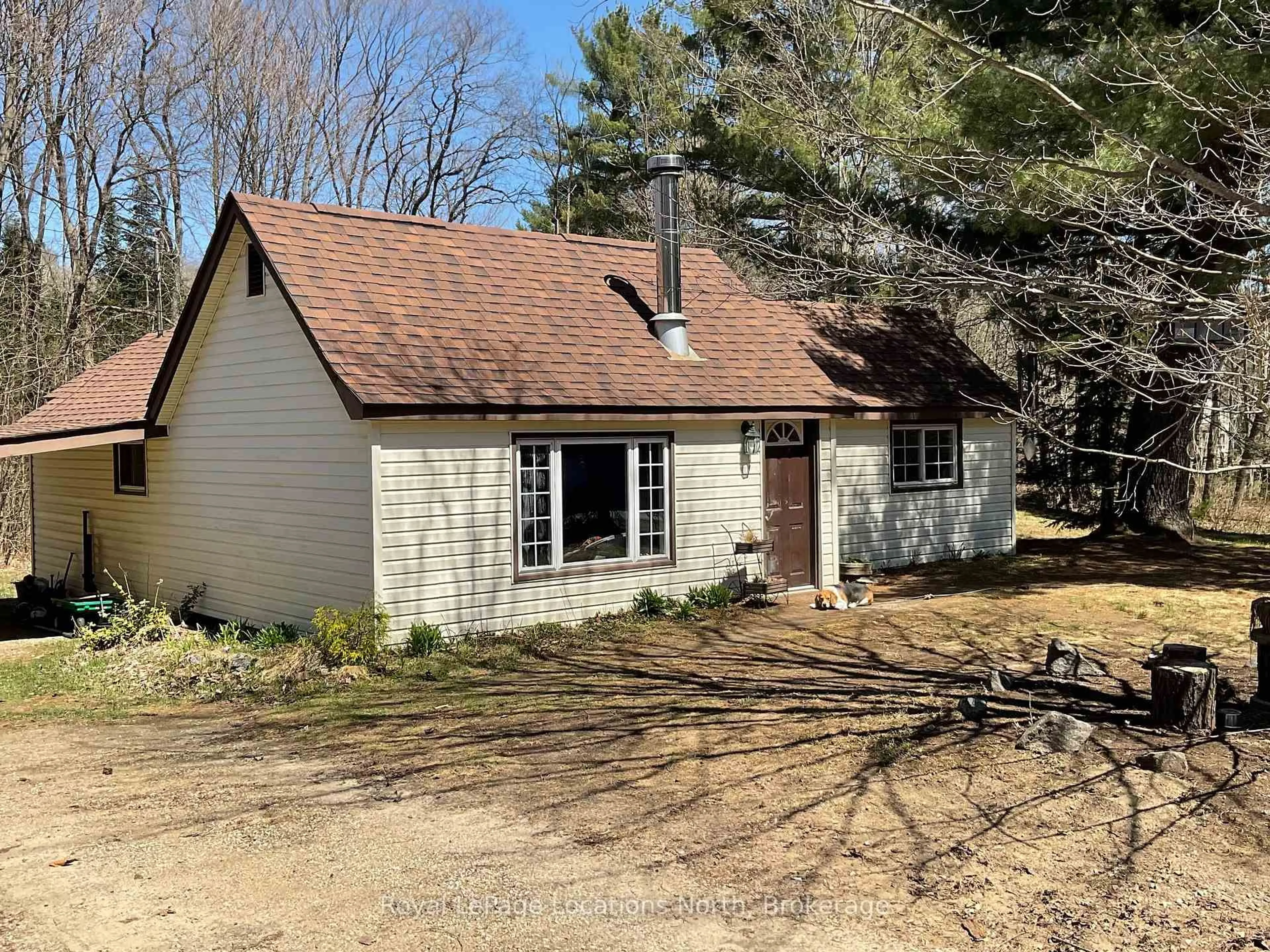 A pic from outside/outdoor area/front of a property/back of a property/a pic from drone, street for 2843 592 Highway, Perry Ontario P0A 1J0