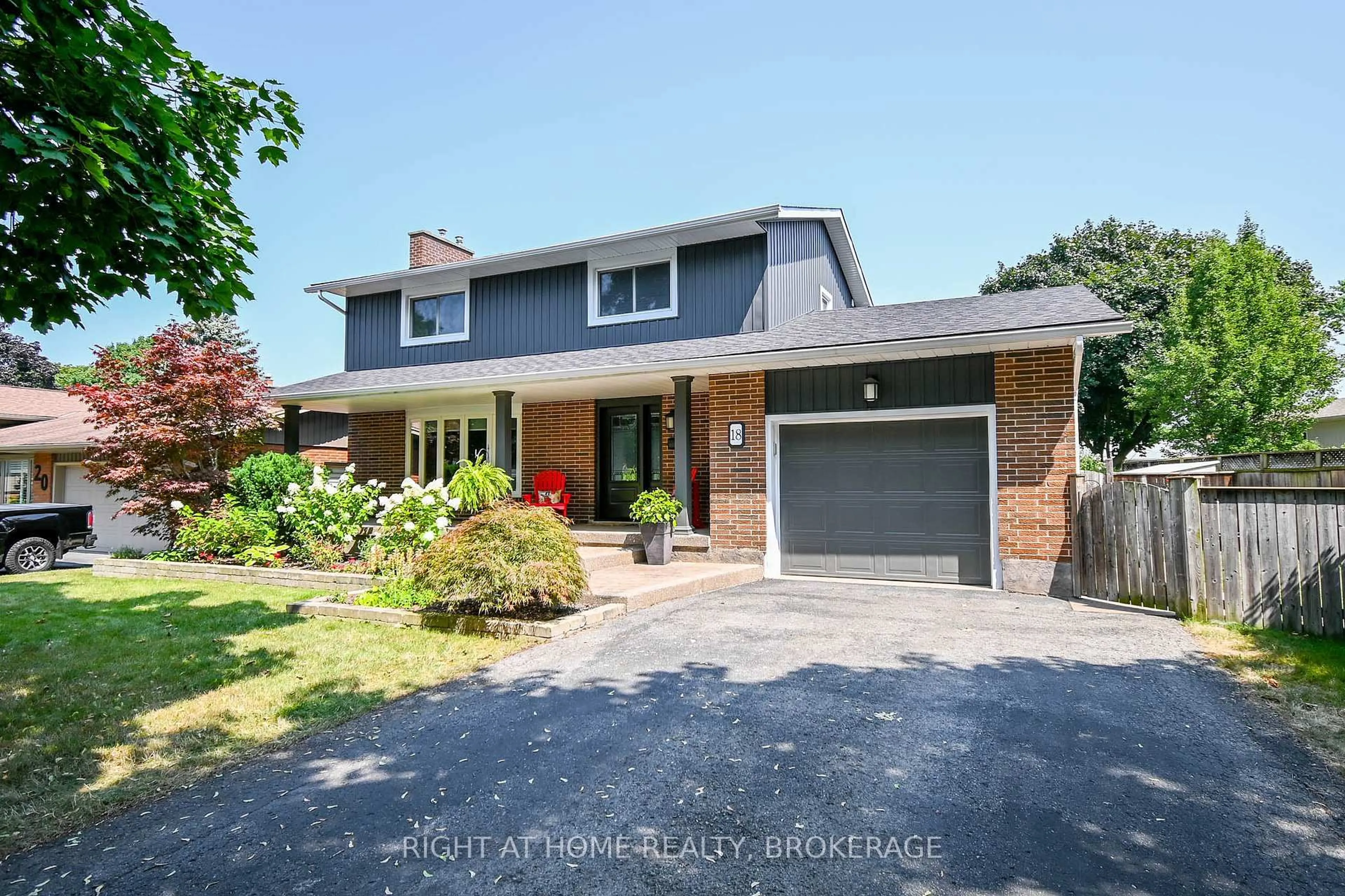 Home with brick exterior material, street for 18 GORDON Pl, St. Catharines Ontario L2M 2A5
