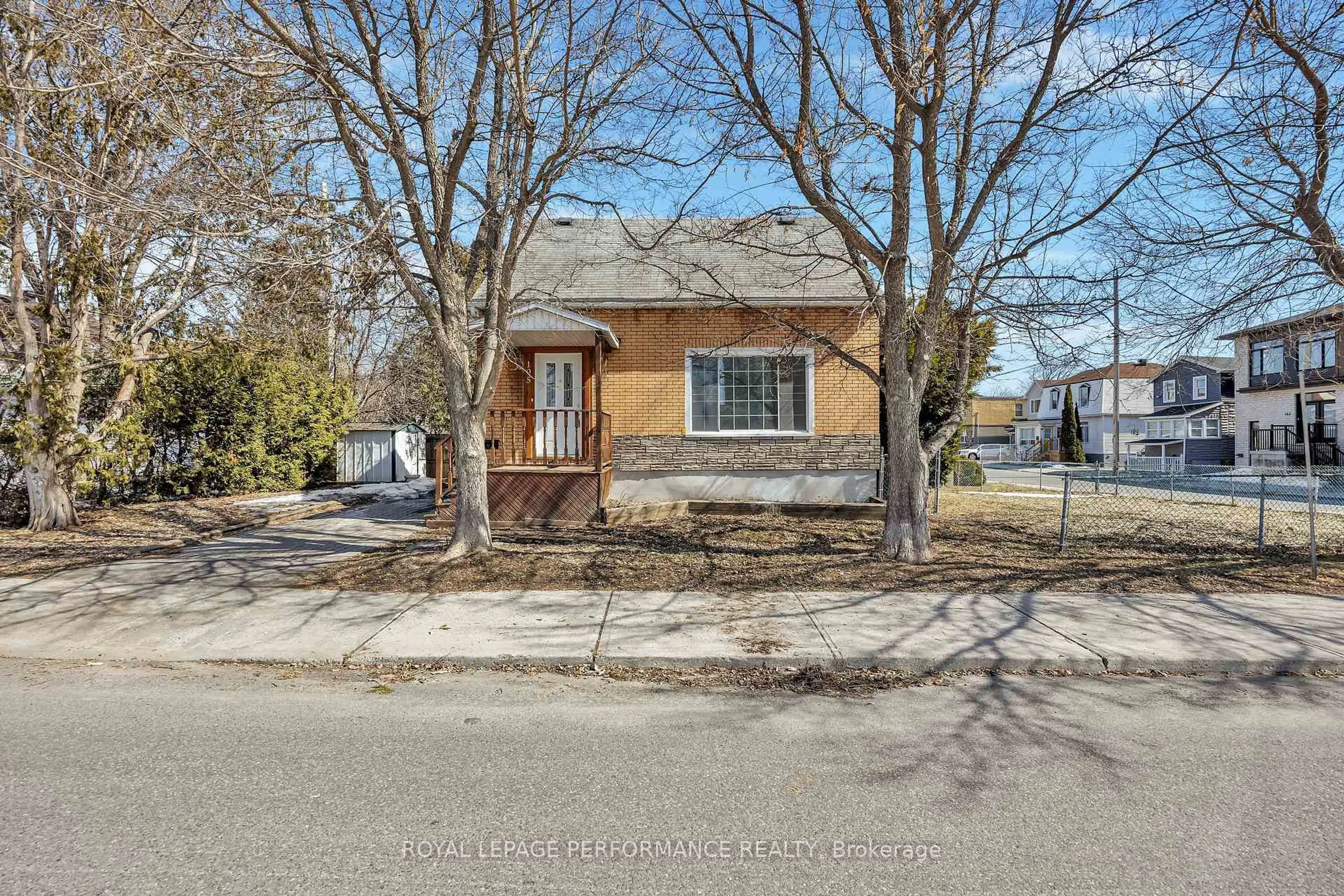 Unknown for 195 Baribeau St, Ottawa Ontario K1L 7R4