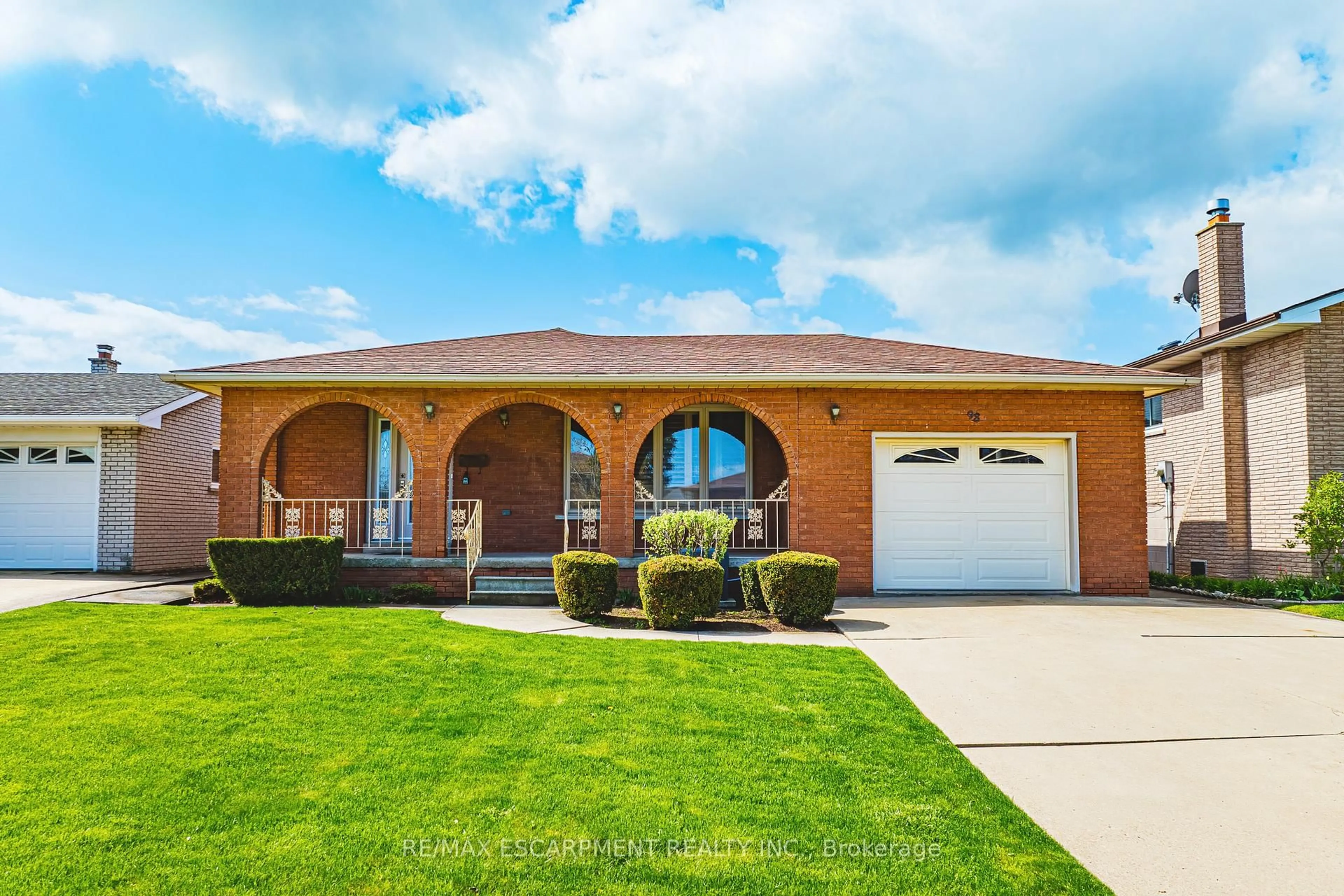 Home with brick exterior material, street for 98 Deerhurst Rd, Hamilton Ontario L8E 3G1
