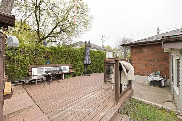 Additional property image - 71 Montrose Ave